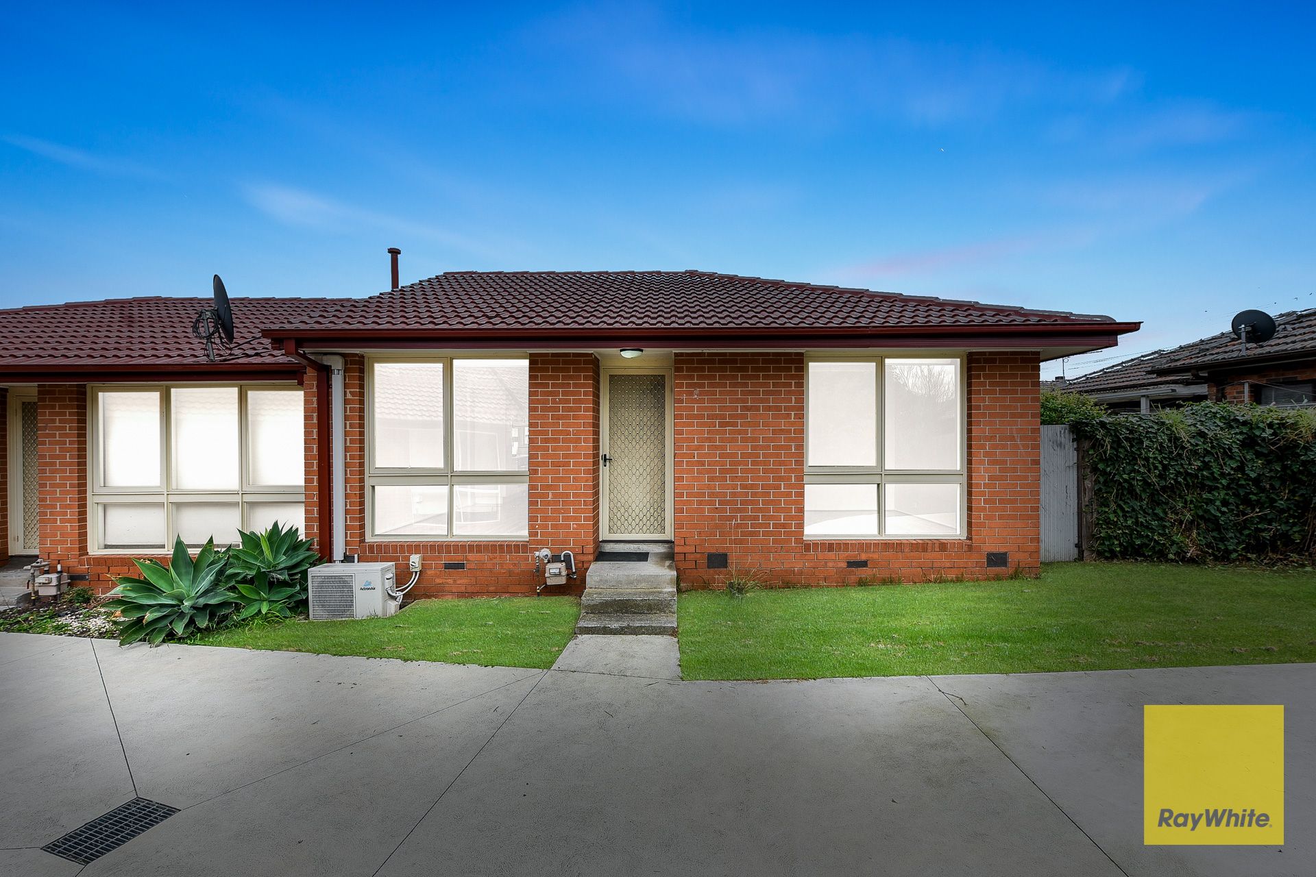 6 Rhoden Court, Dandenong North VIC 3175