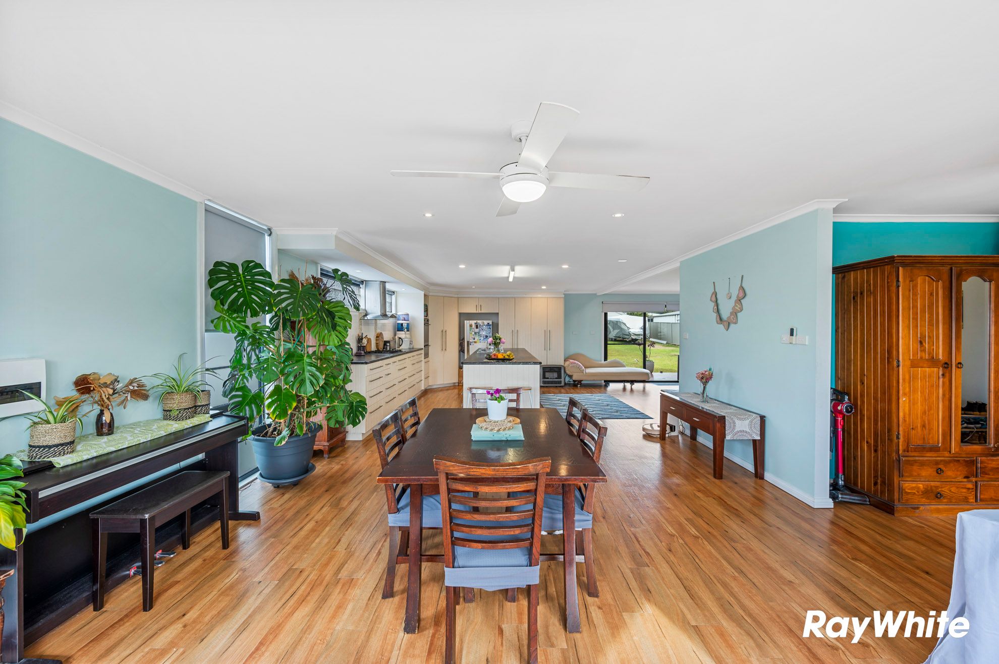 154 Lake Conjola Entrance Road — photo 7 of 30
