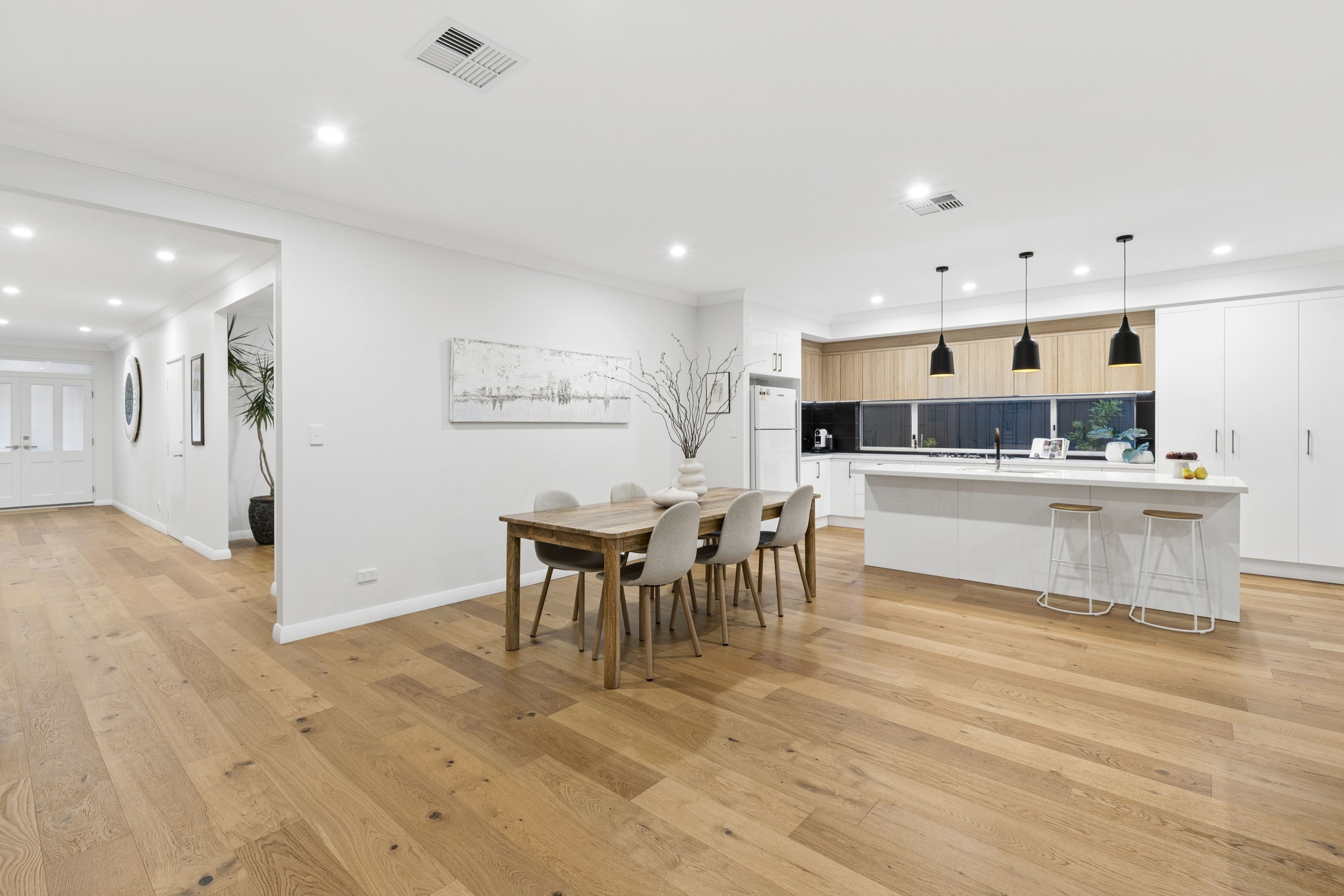 52 Kenny Drive — photo 11 of 30