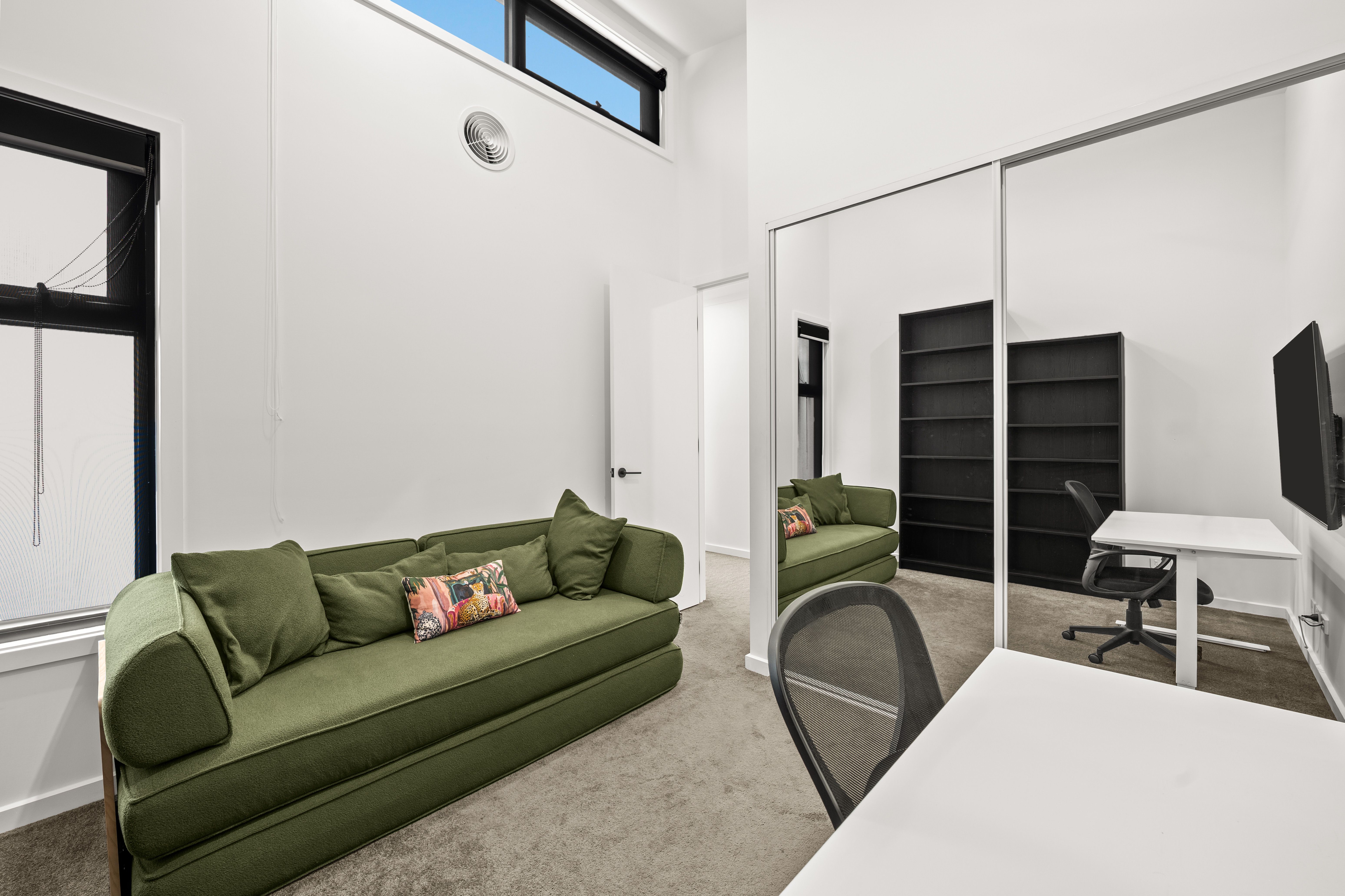 9/3 Hazel Street — photo 14 of 20