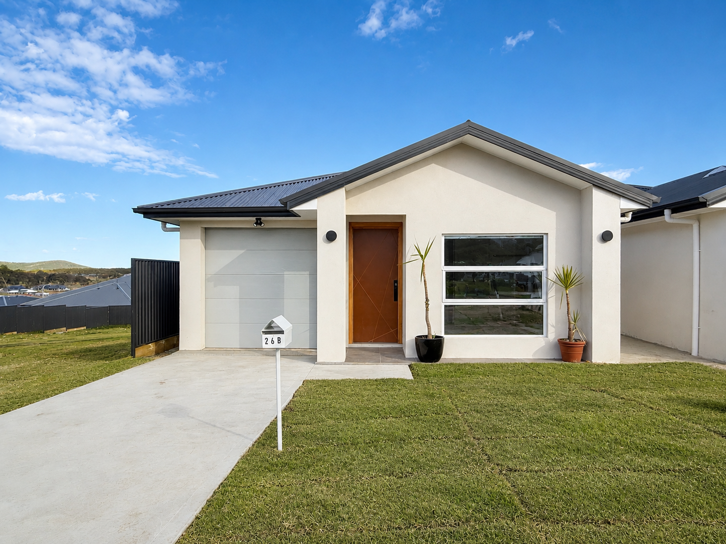 2/26b Norton Street — photo from Ray White Goulburn
