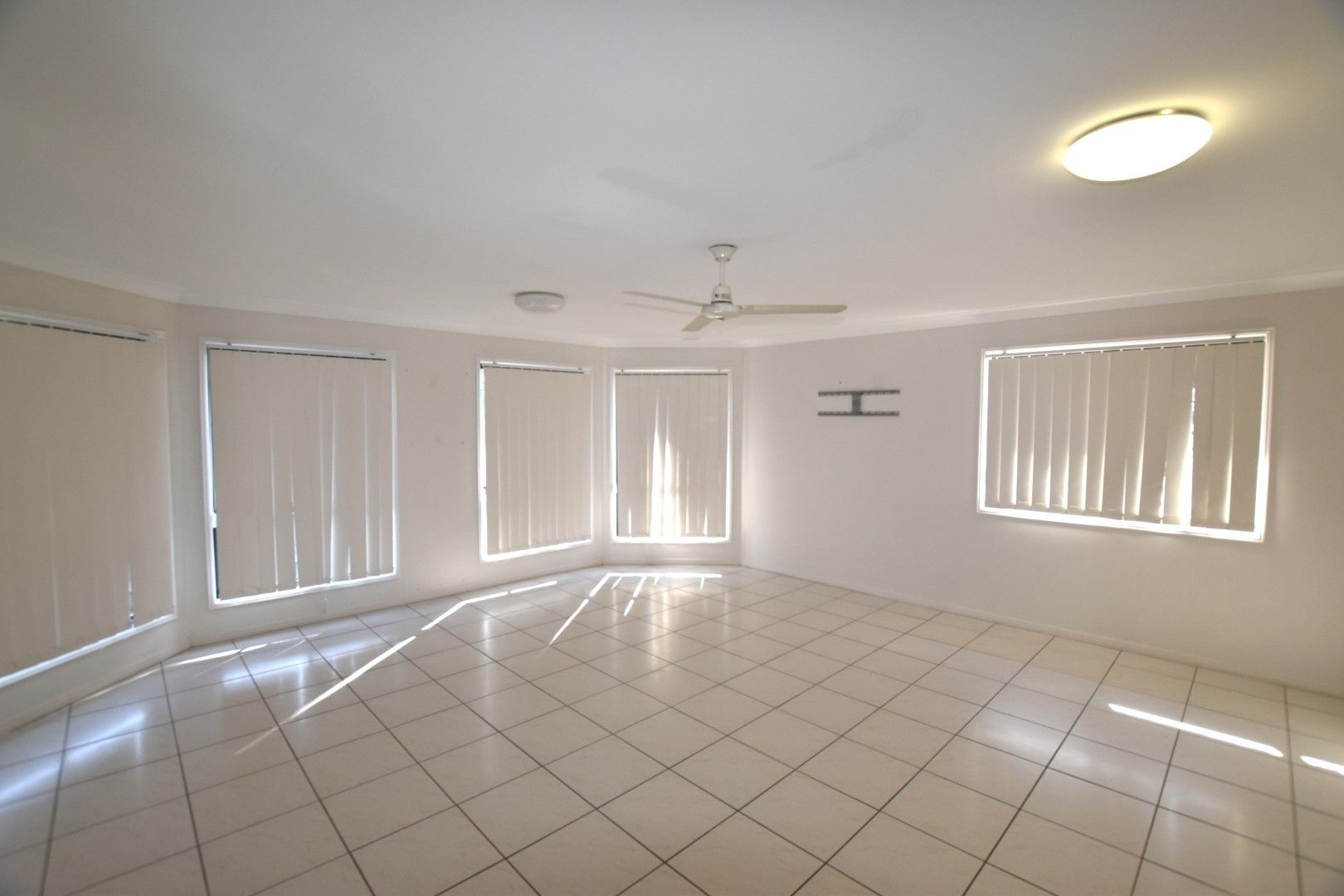 48 Dean Street, Glen Eden, QLD 4680
