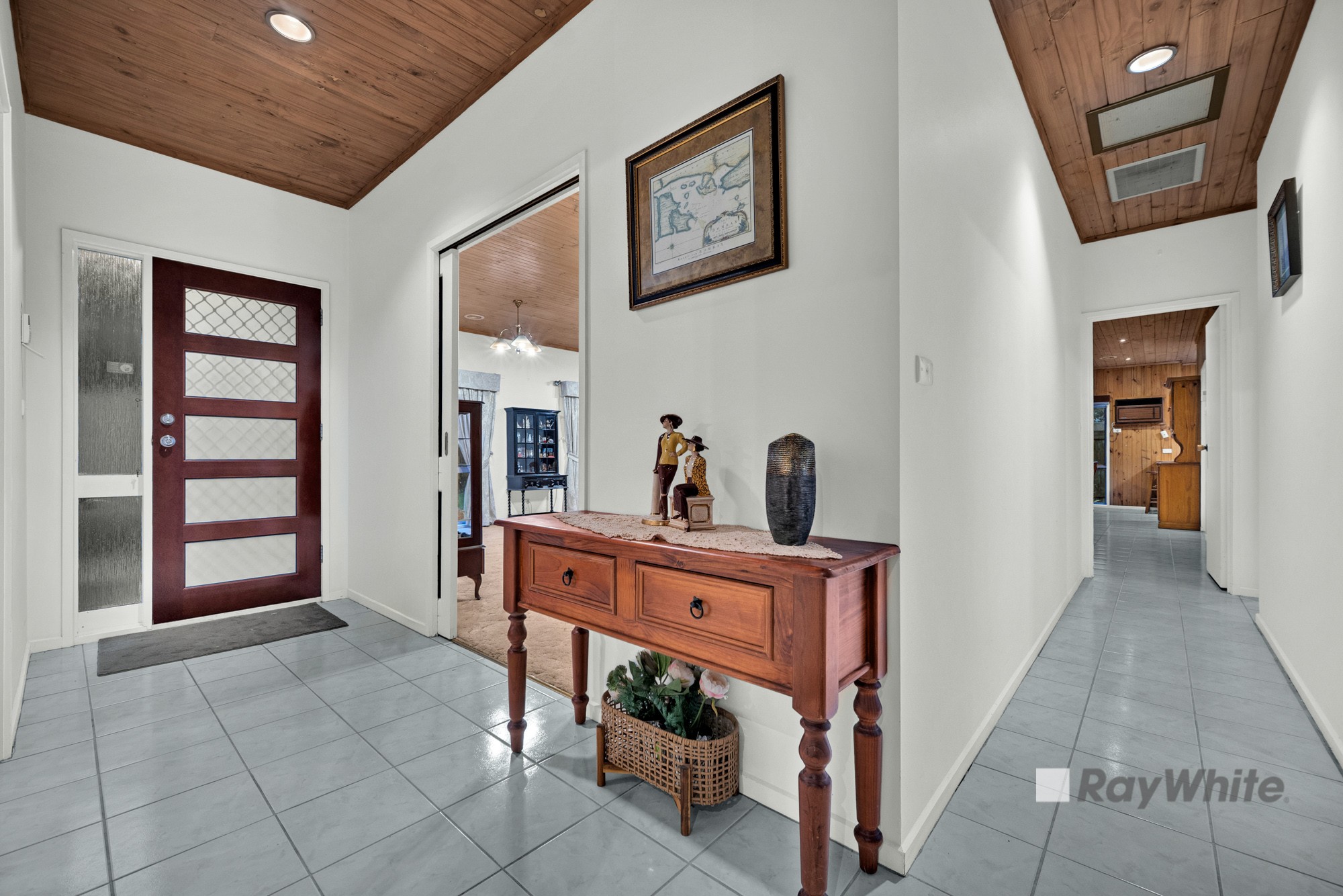 4 Kylie Court, Hallam, VIC 3803