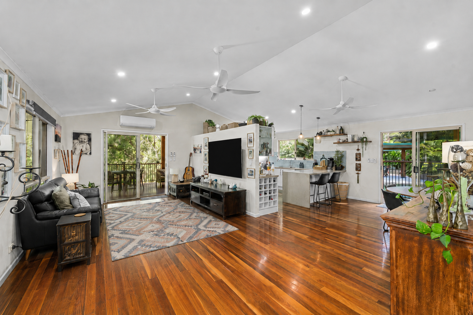164 Dugandan Street — photo 7 of 29