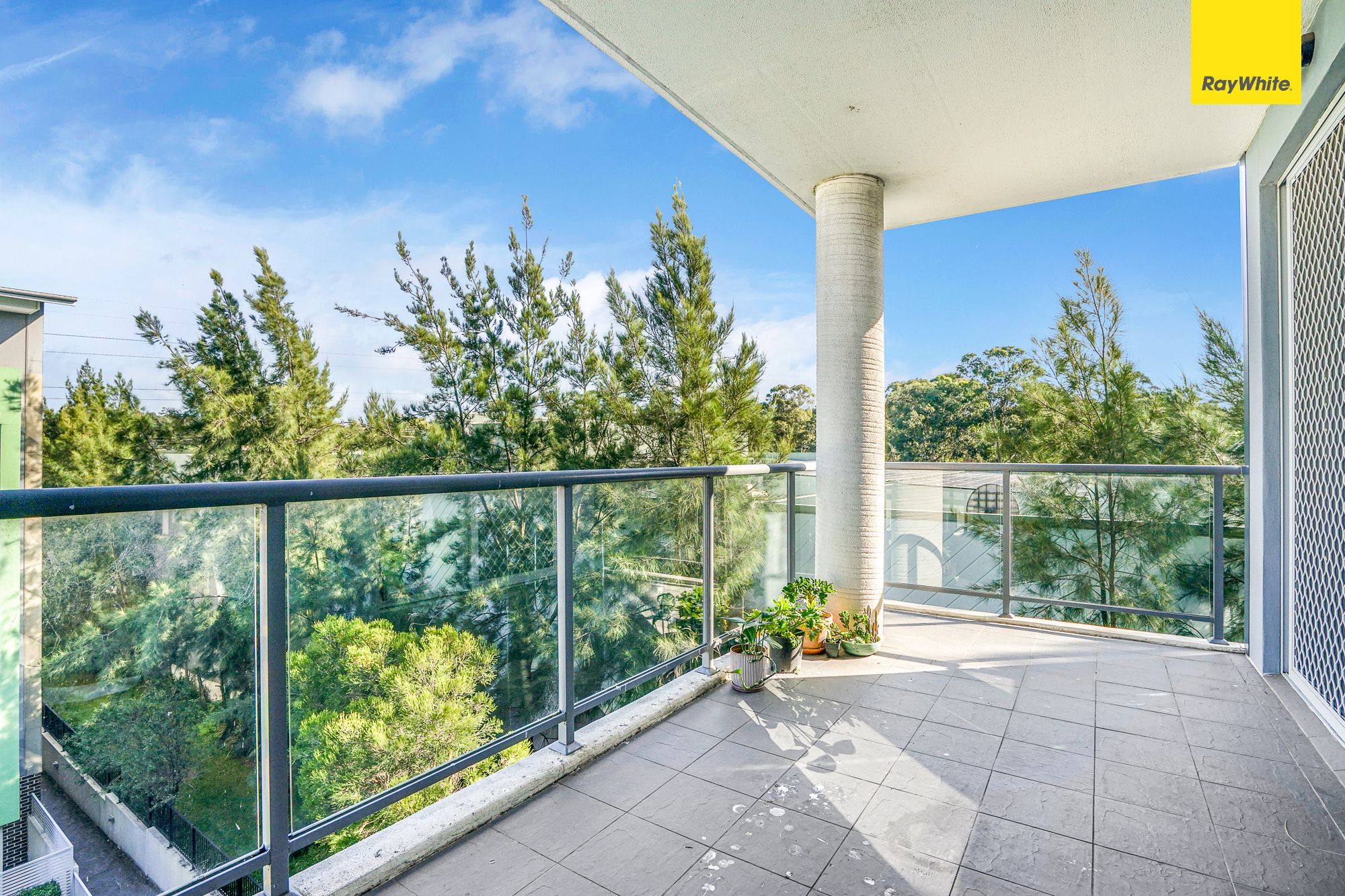 304/8C Myrtle Street — photo 6 of 16