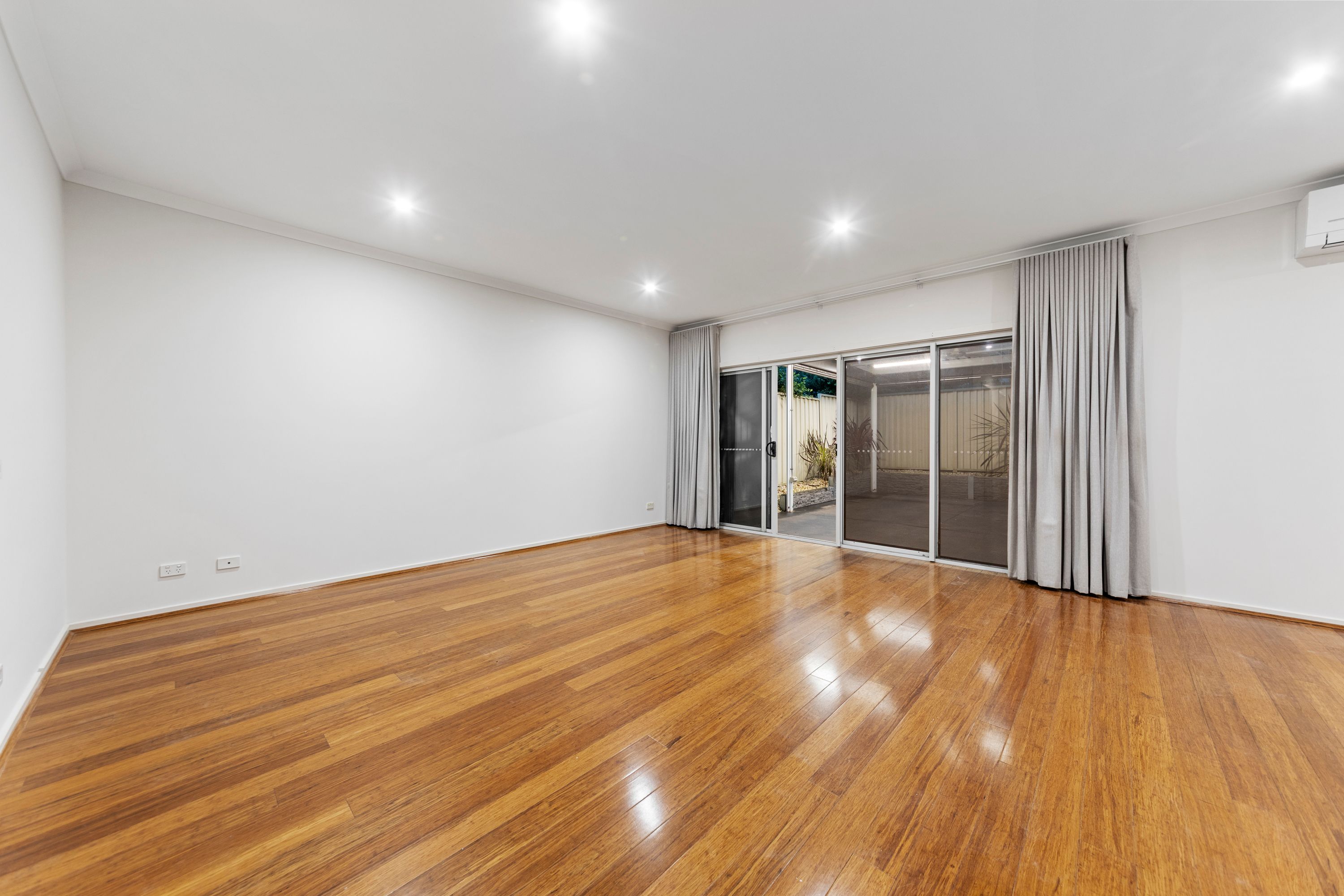 23 Botanic Drive — photo 9 of 28