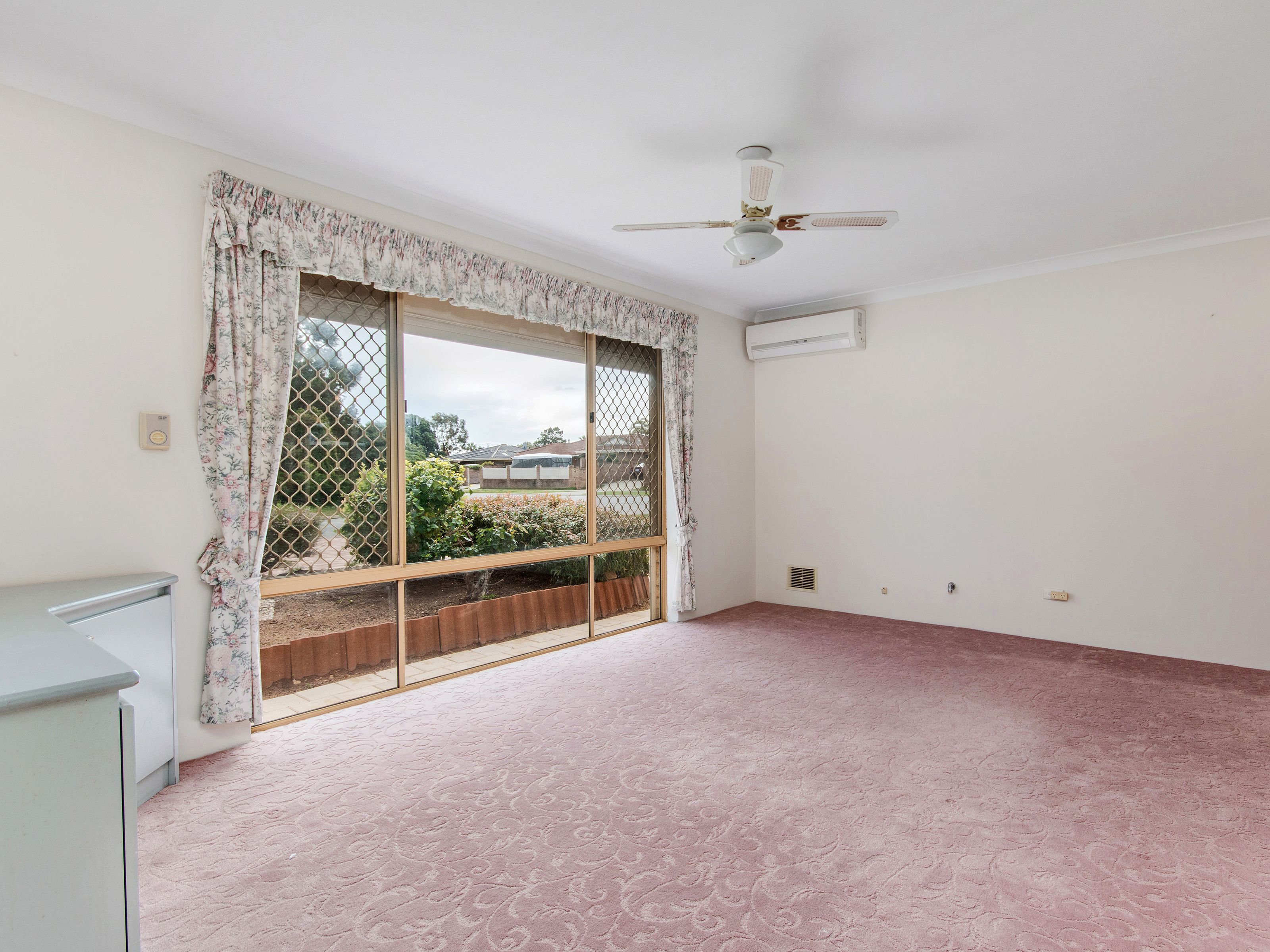 30 Glenway Loop, Cooloongup, WA 6168