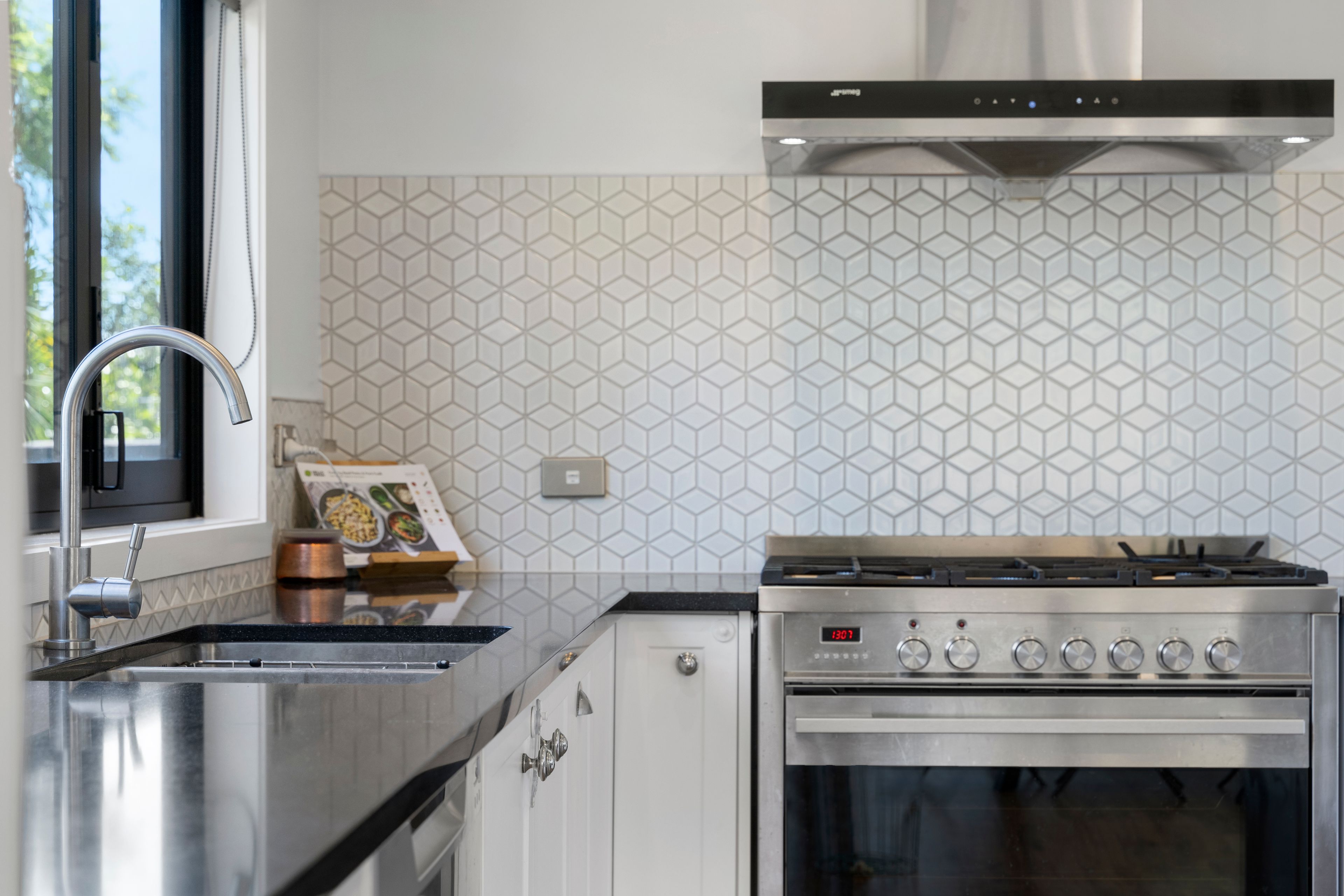 2/9 Steen Place, Mangere Bridge, Manukau City