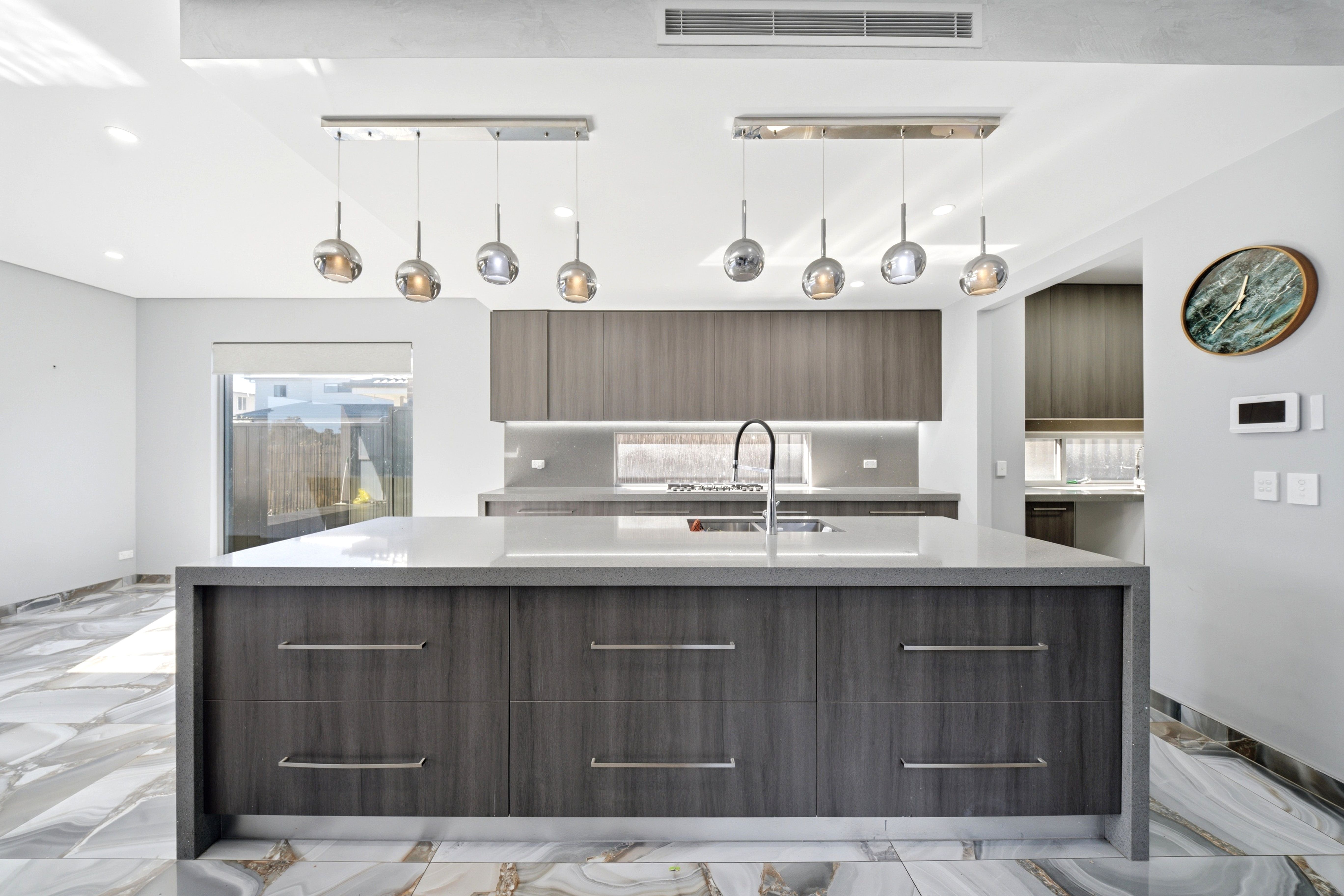 7 Flaxen Street — photo 4 of 24