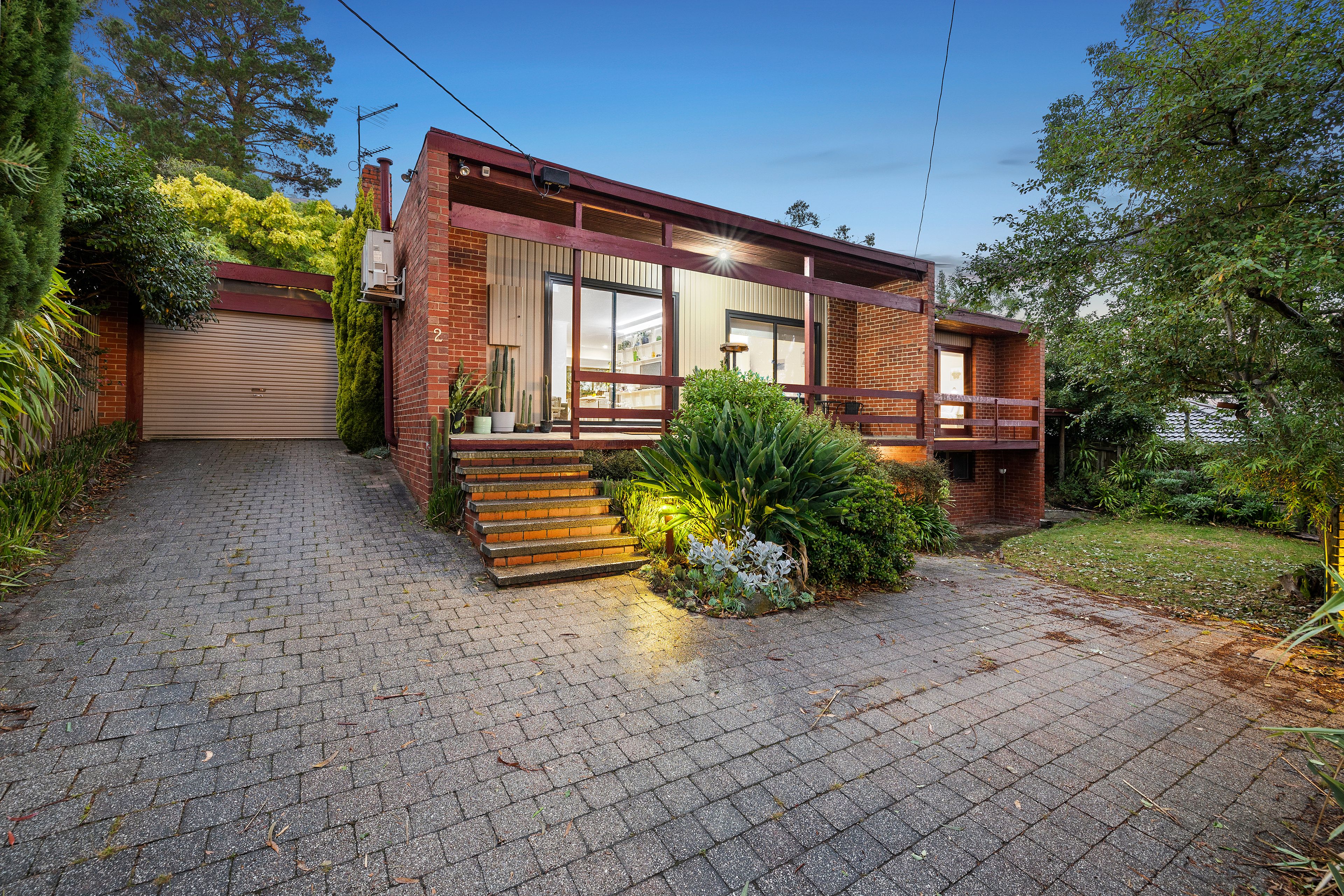 2 Pleasant Road, Ferntree Gully, VIC 3156