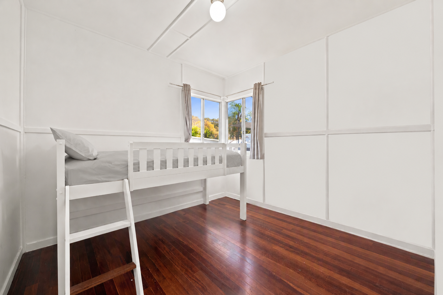 8 Margaret Street — photo 7 of 14