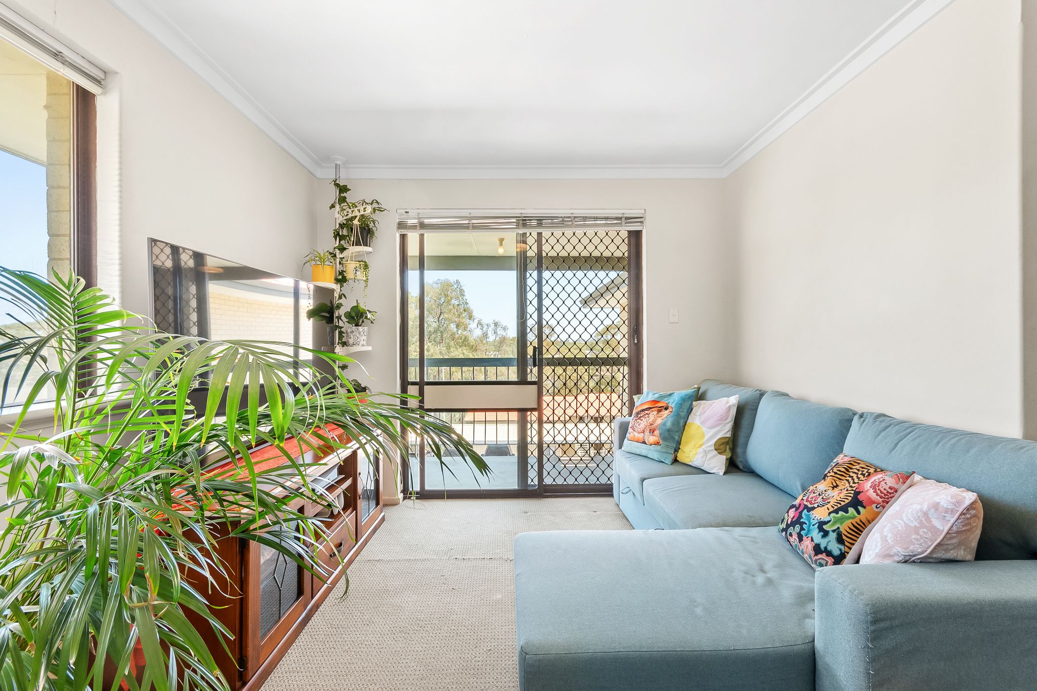 6 Brighton Road, Rivervale WA 6103