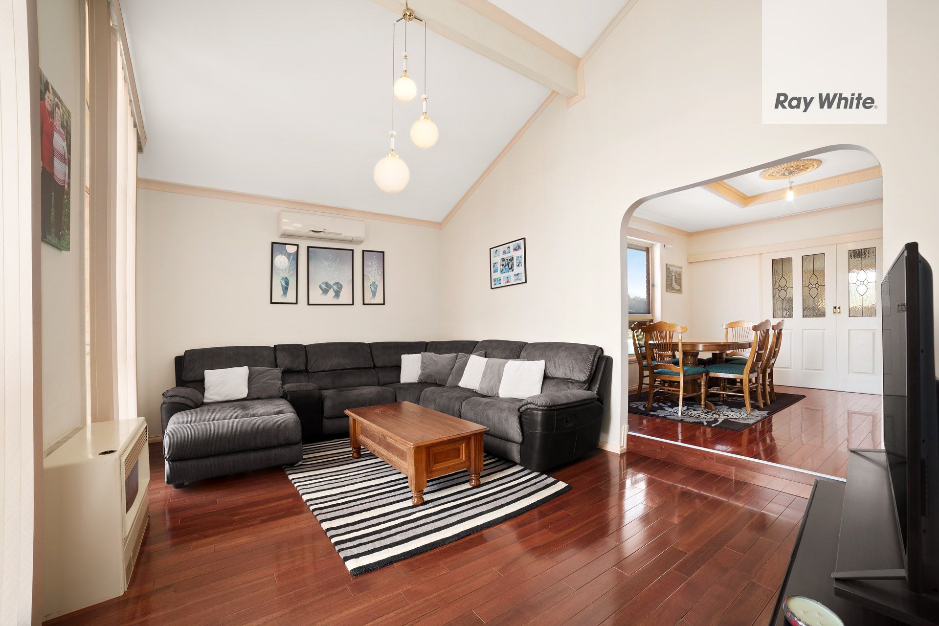 24 Casey Drive, Lalor, VIC 3075