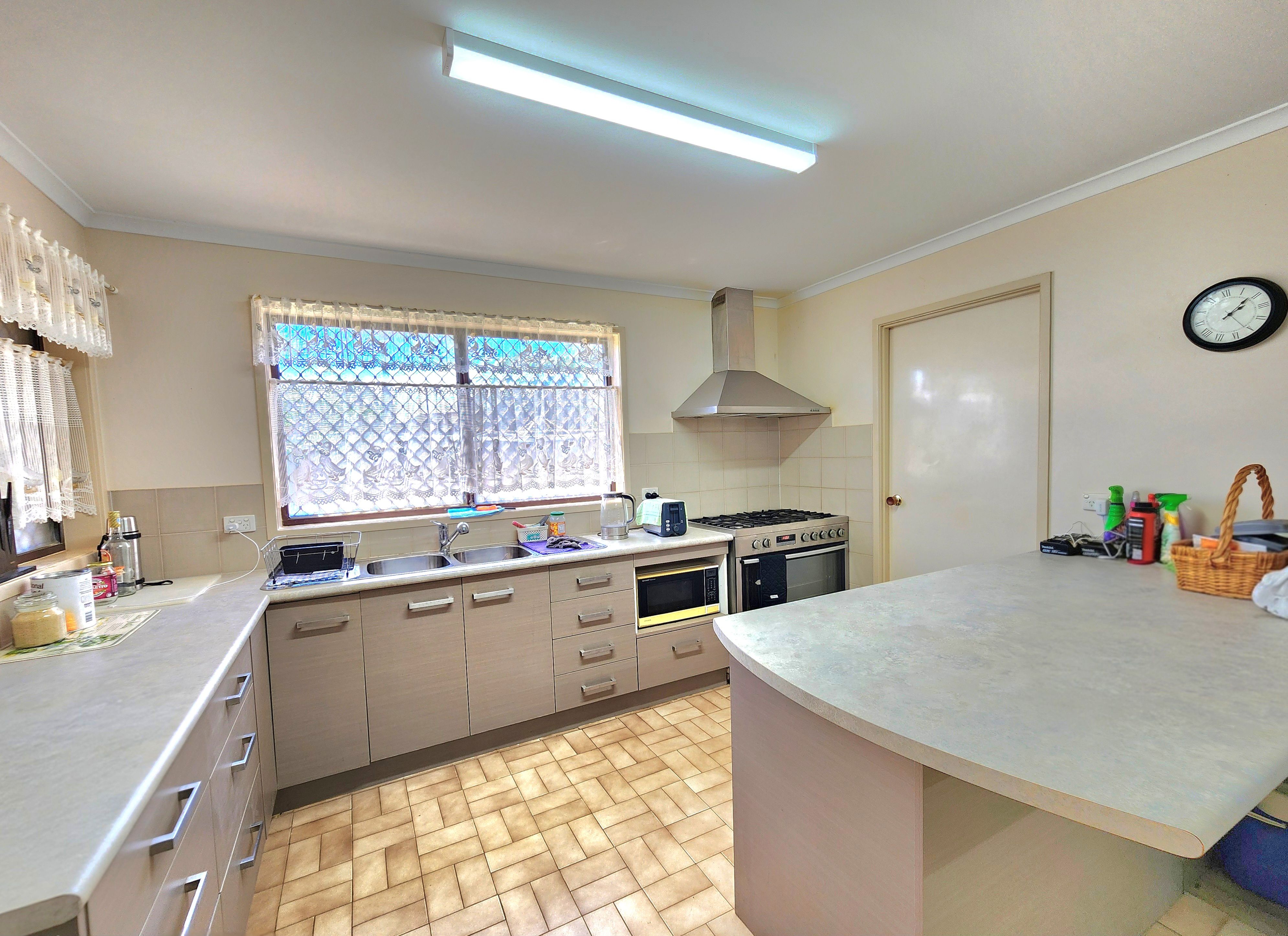 20 Meiklejohn Crescent, Carnarvon, WA 6701