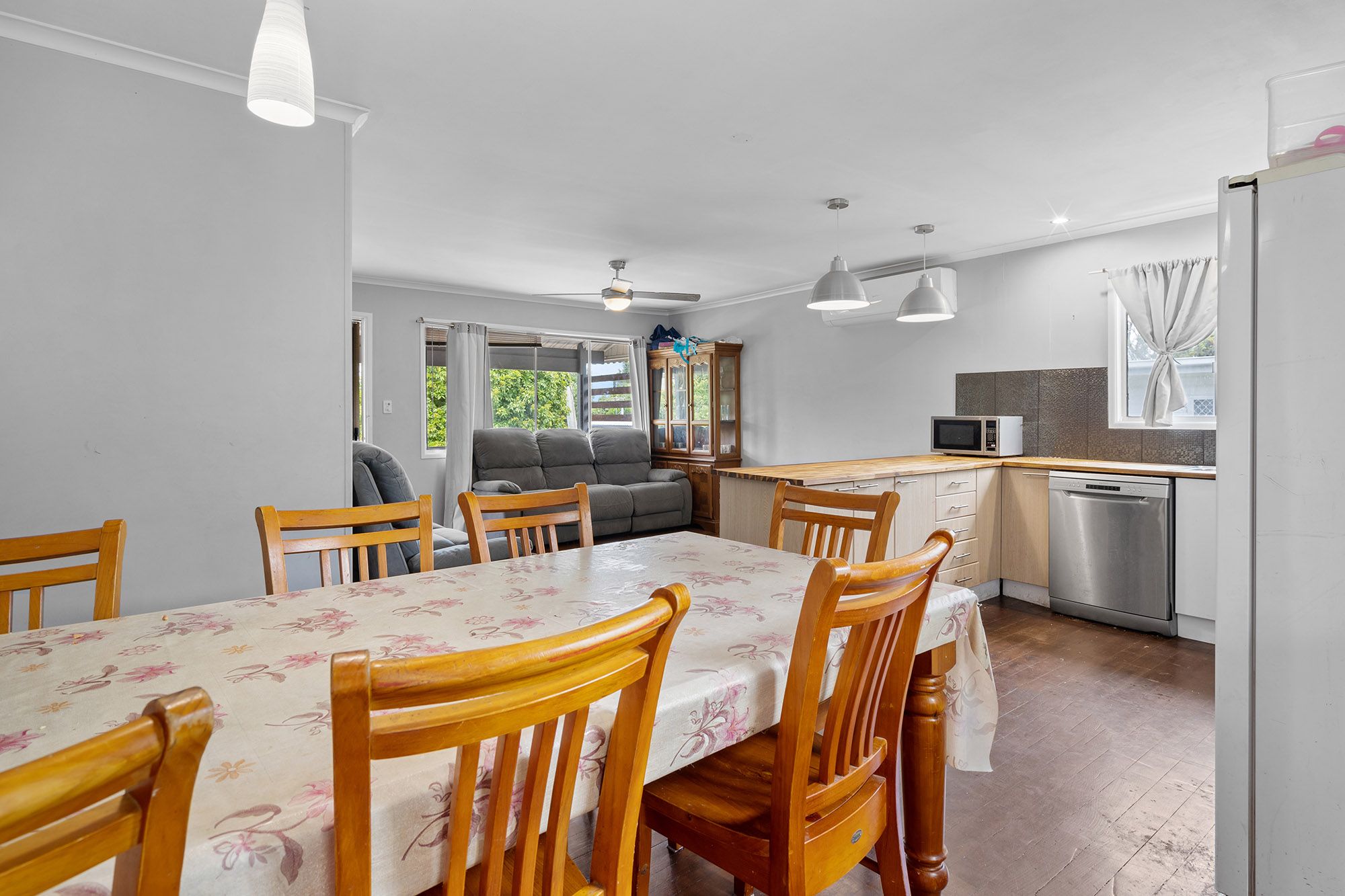 2 Windsor Street, Slacks Creek, QLD 4127