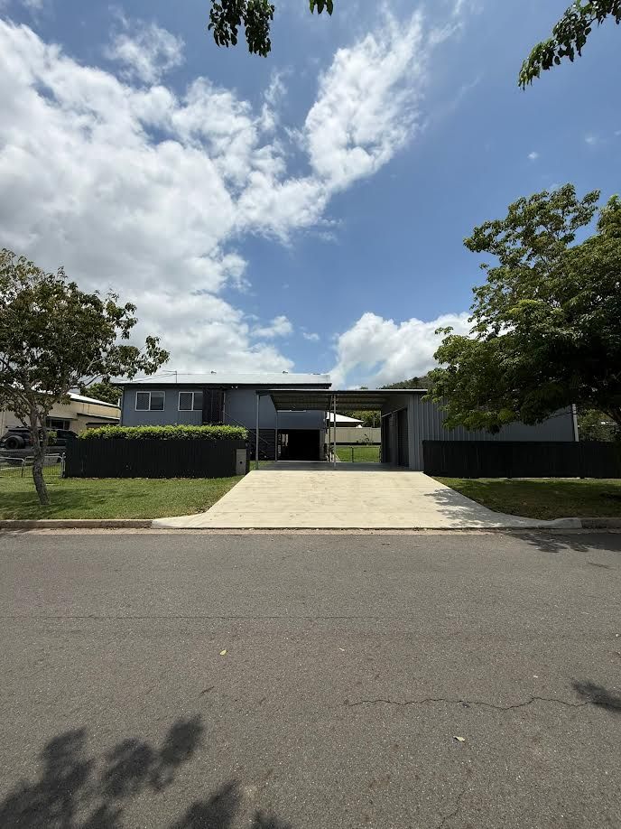 407 Rhodes Street, Koongal QLD 4701
