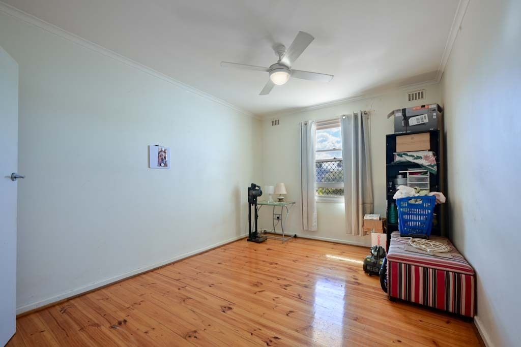 72 Gordon Street — photo 3 of 9
