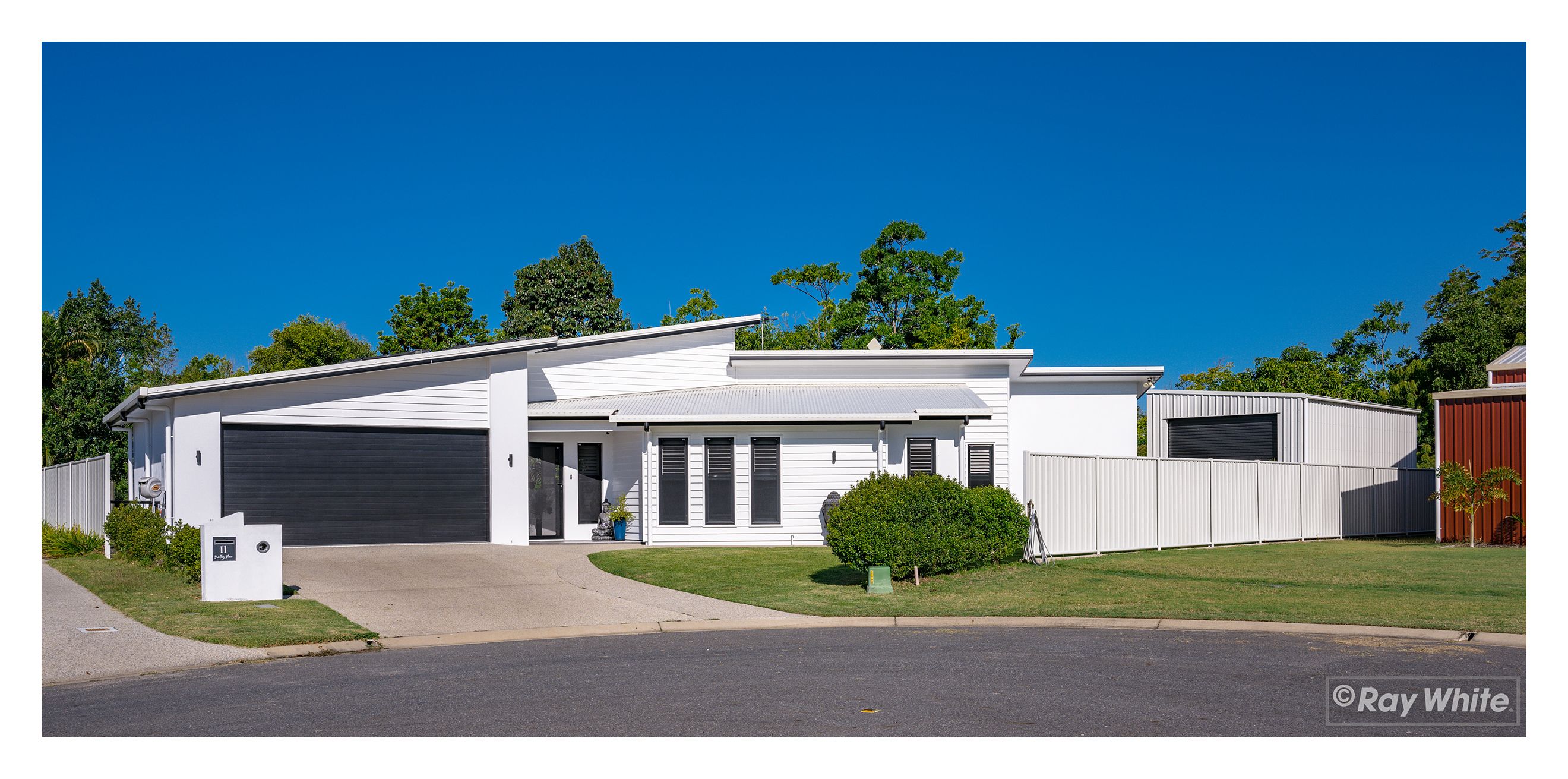 11 Bradley Place, Kawana, QLD 4701