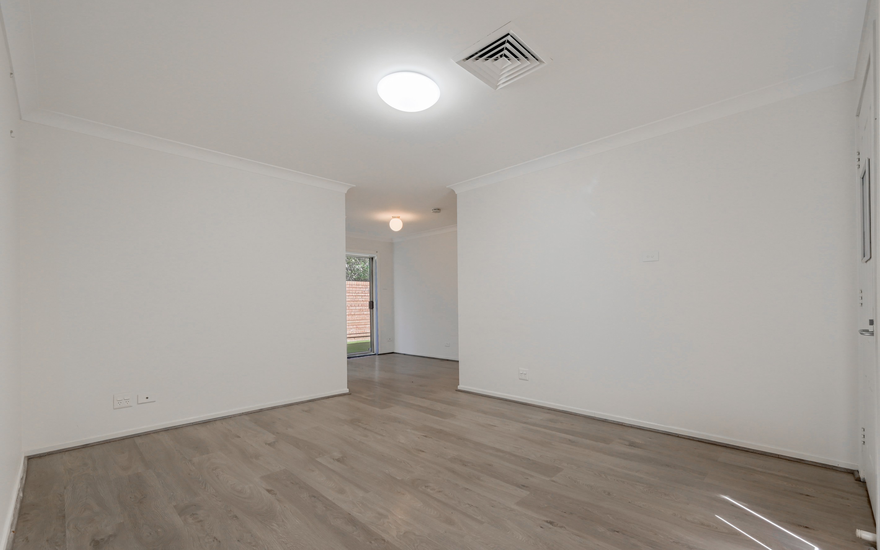 Villa 5/84 Old Hume Highway, Camden, NSW 2570