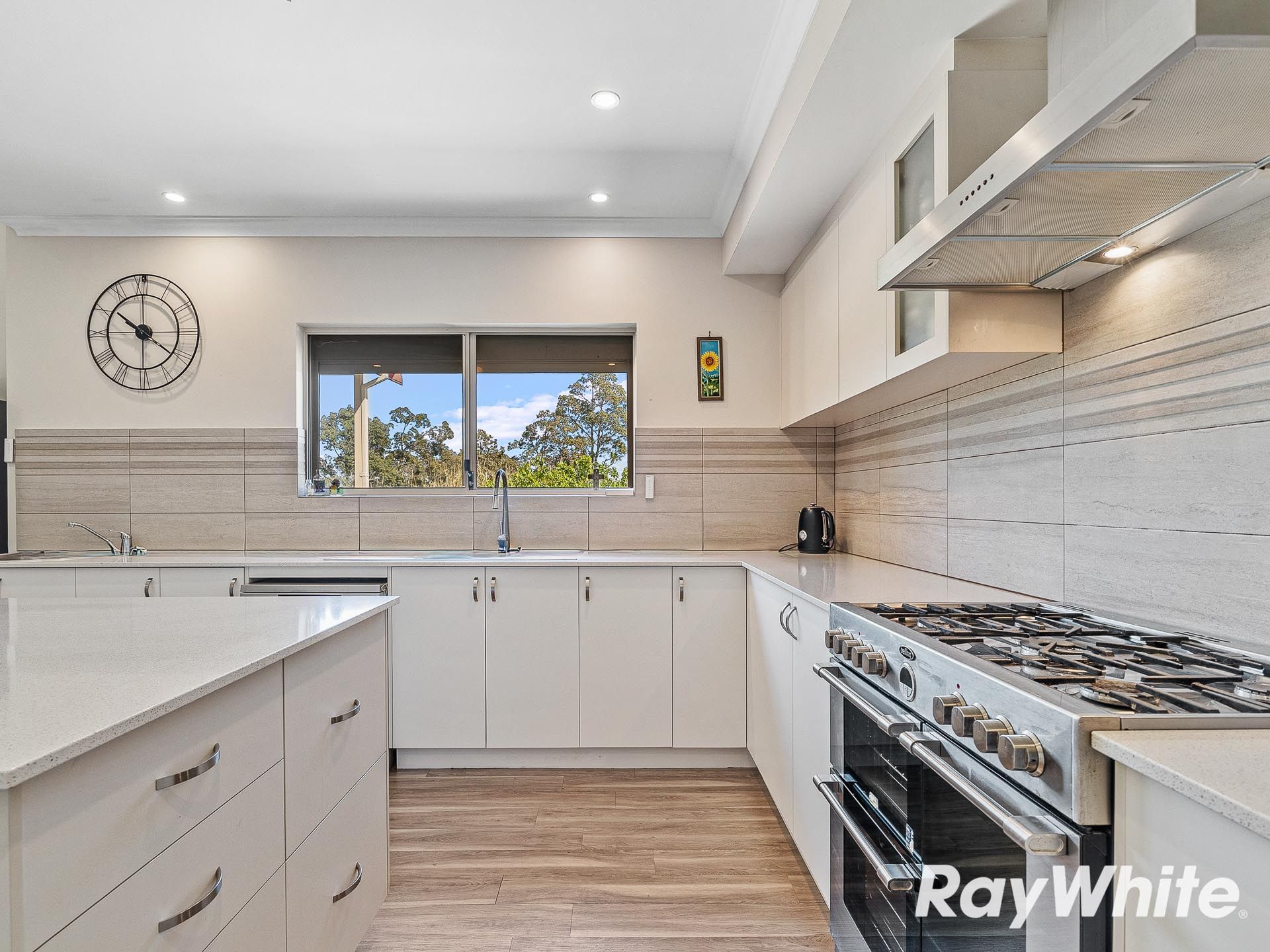 107 South Western Highway — photo 7 of 22