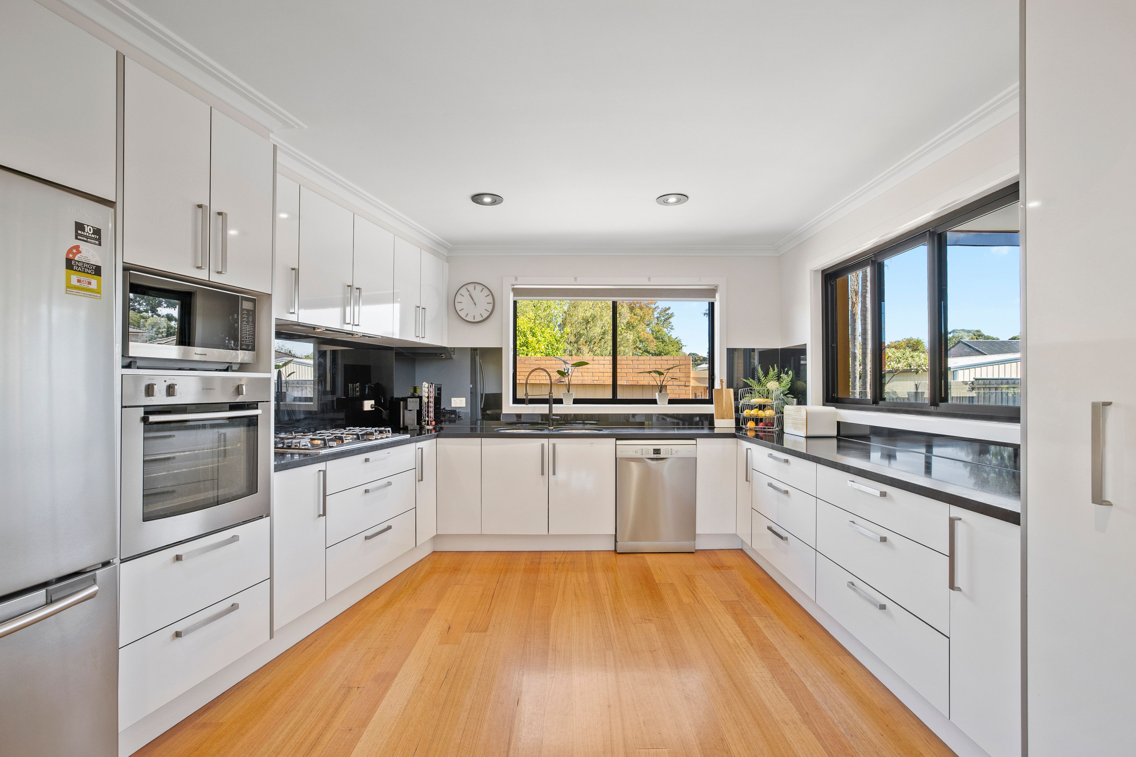 53 Rickards Avenue, Knoxfield, VIC 3180