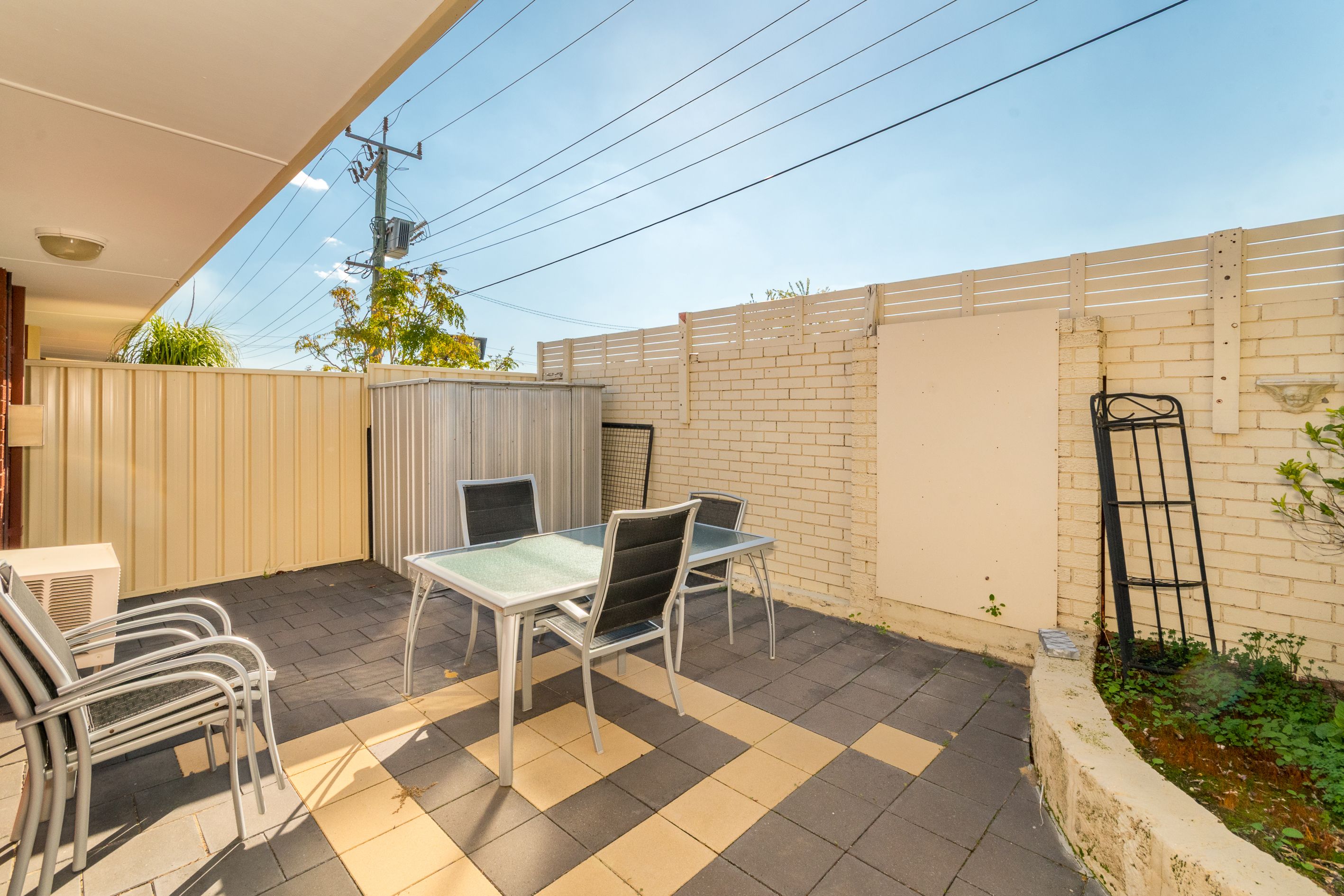 1/121 Edward Street — photo 13 of 17