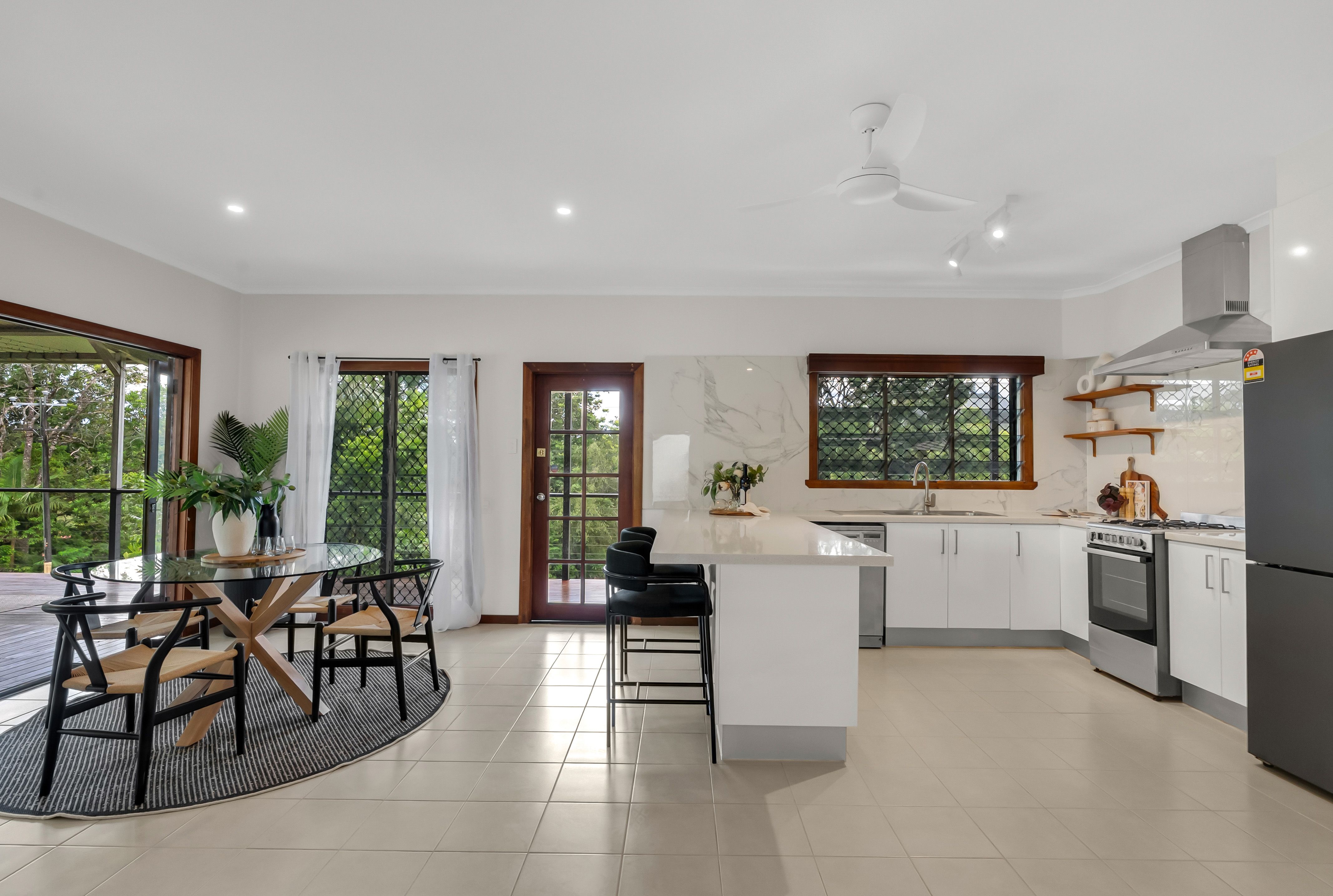 19 Meeroo Street — photo 7 of 17