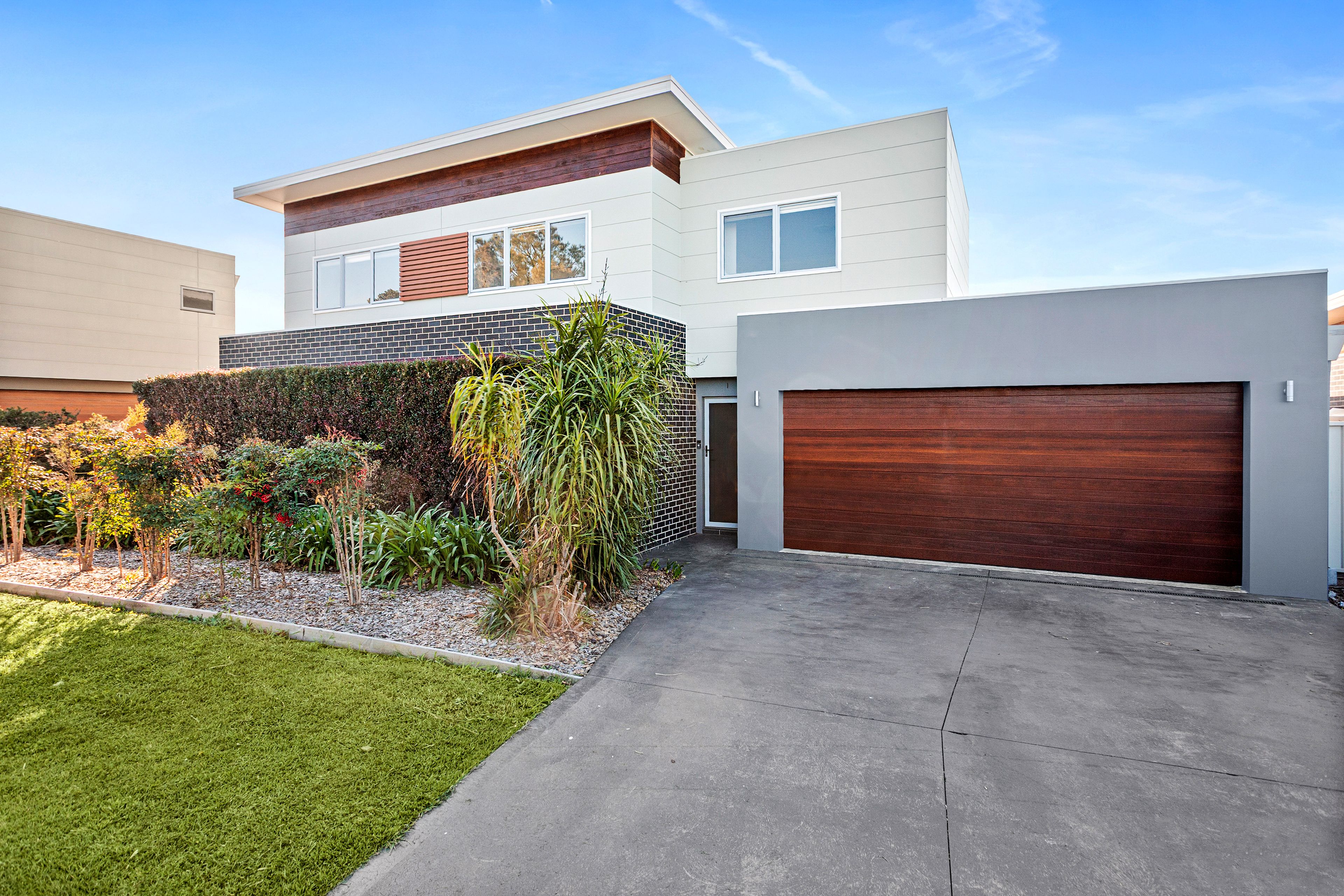 7/32 Coolum Parkway — photo from Ray White South Wollongong