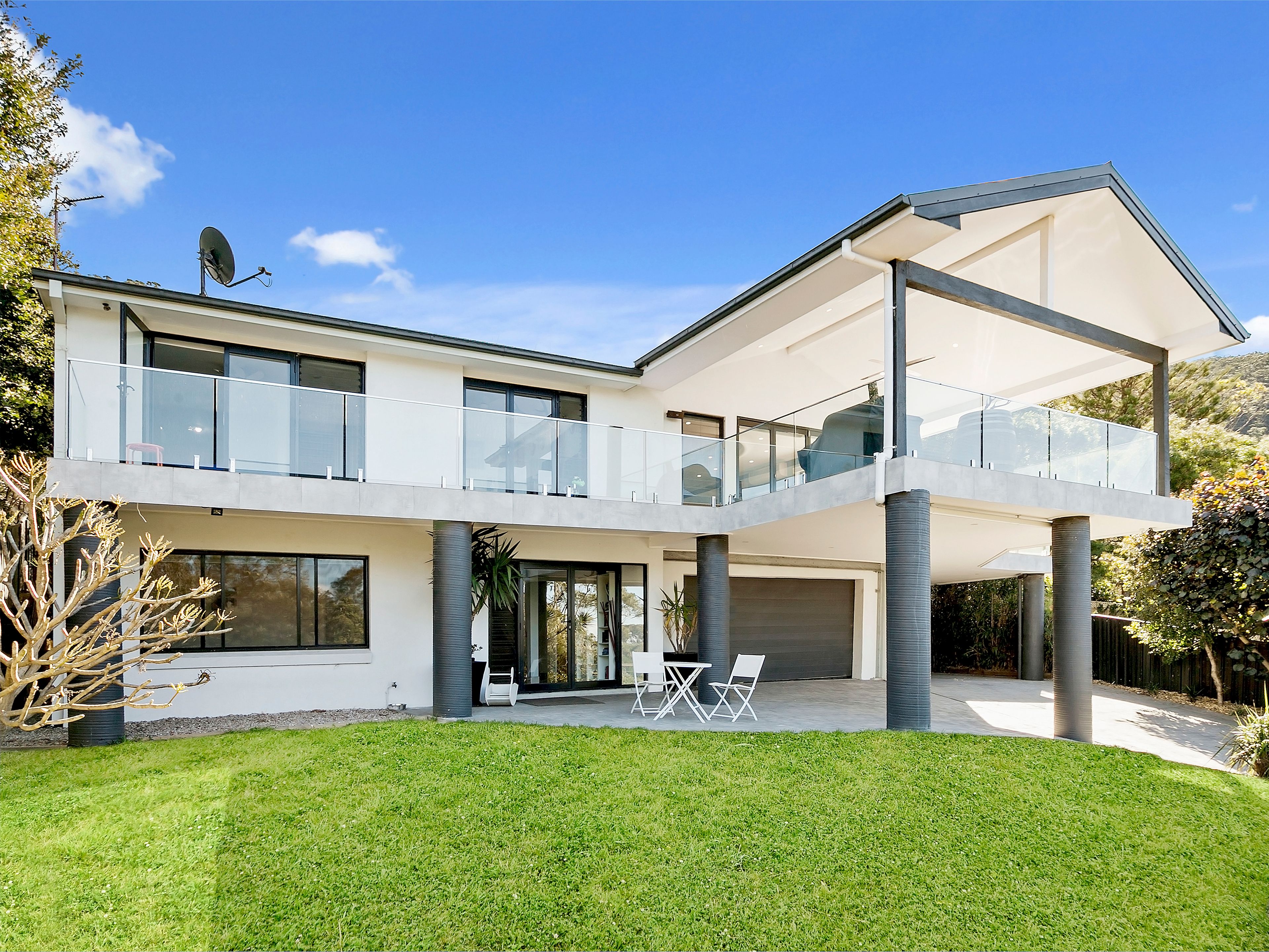 56 Lawrence Hargrave Drive