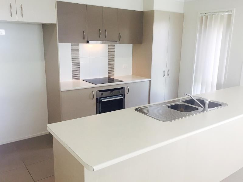 21 McLachlan Circuit, Willow Vale, QLD 4209