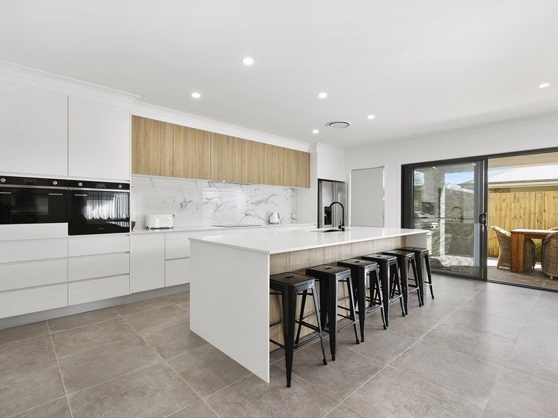 17 Zephyr Street, Palmview, QLD 4553