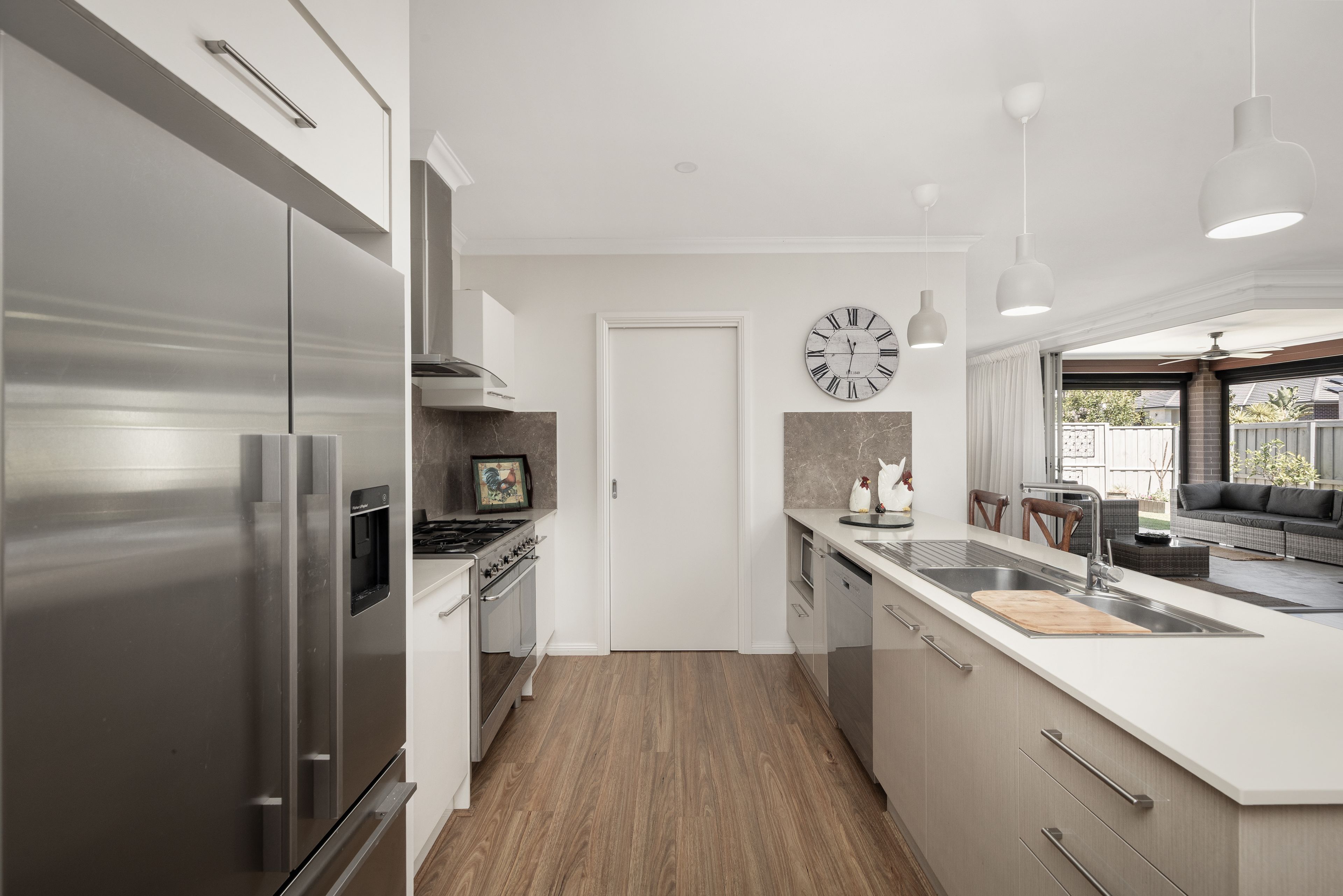 37 Bunyarra Parade (The Gables) — photo 5 of 22