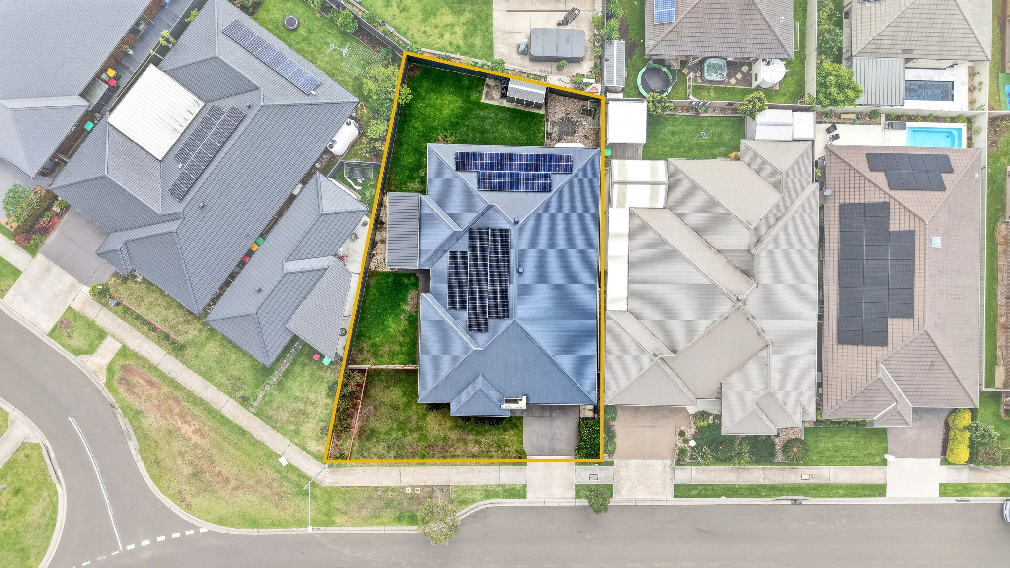 18 carden Street, Oran Park, NSW 2570