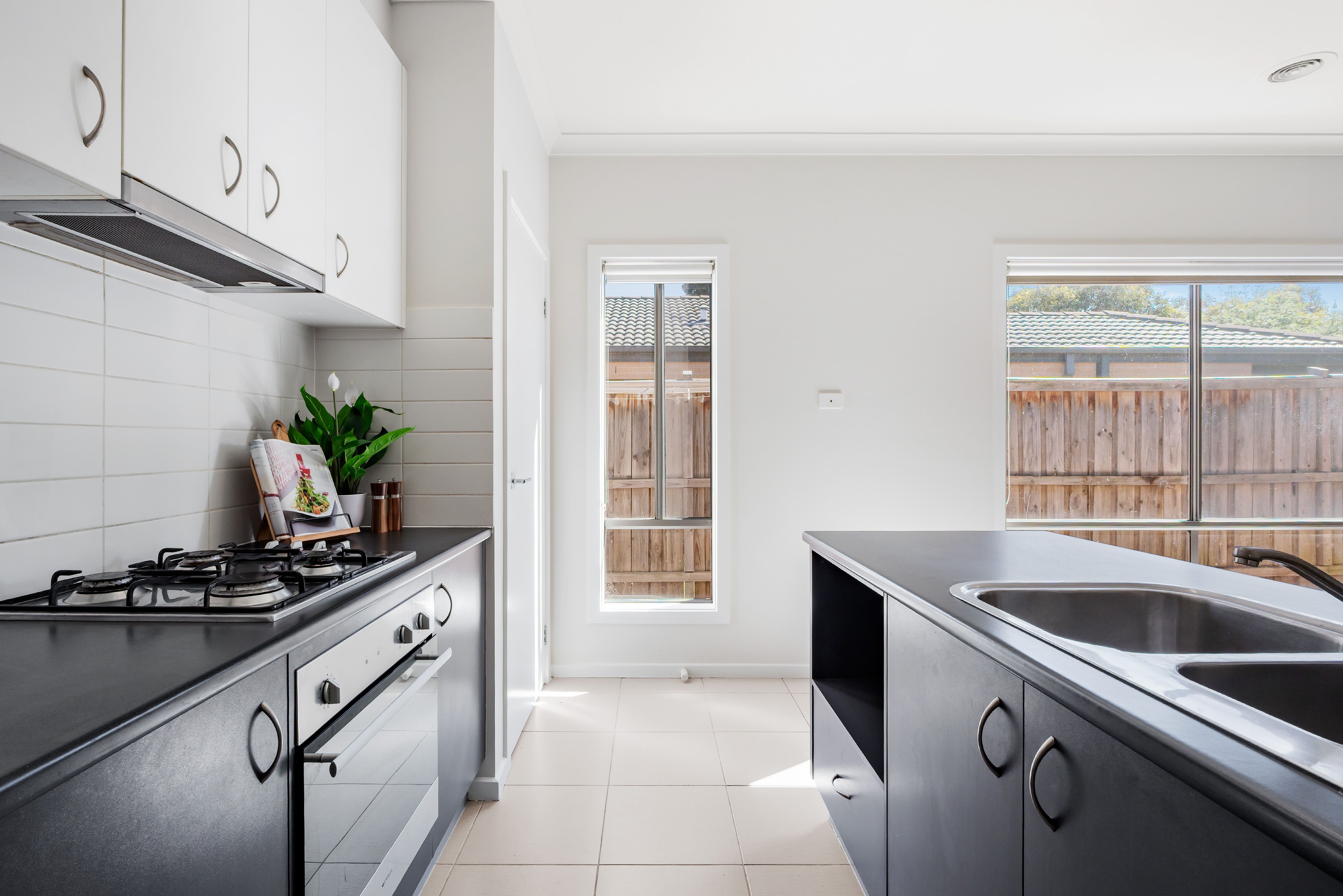 12 Siena Drive — photo 4 of 13