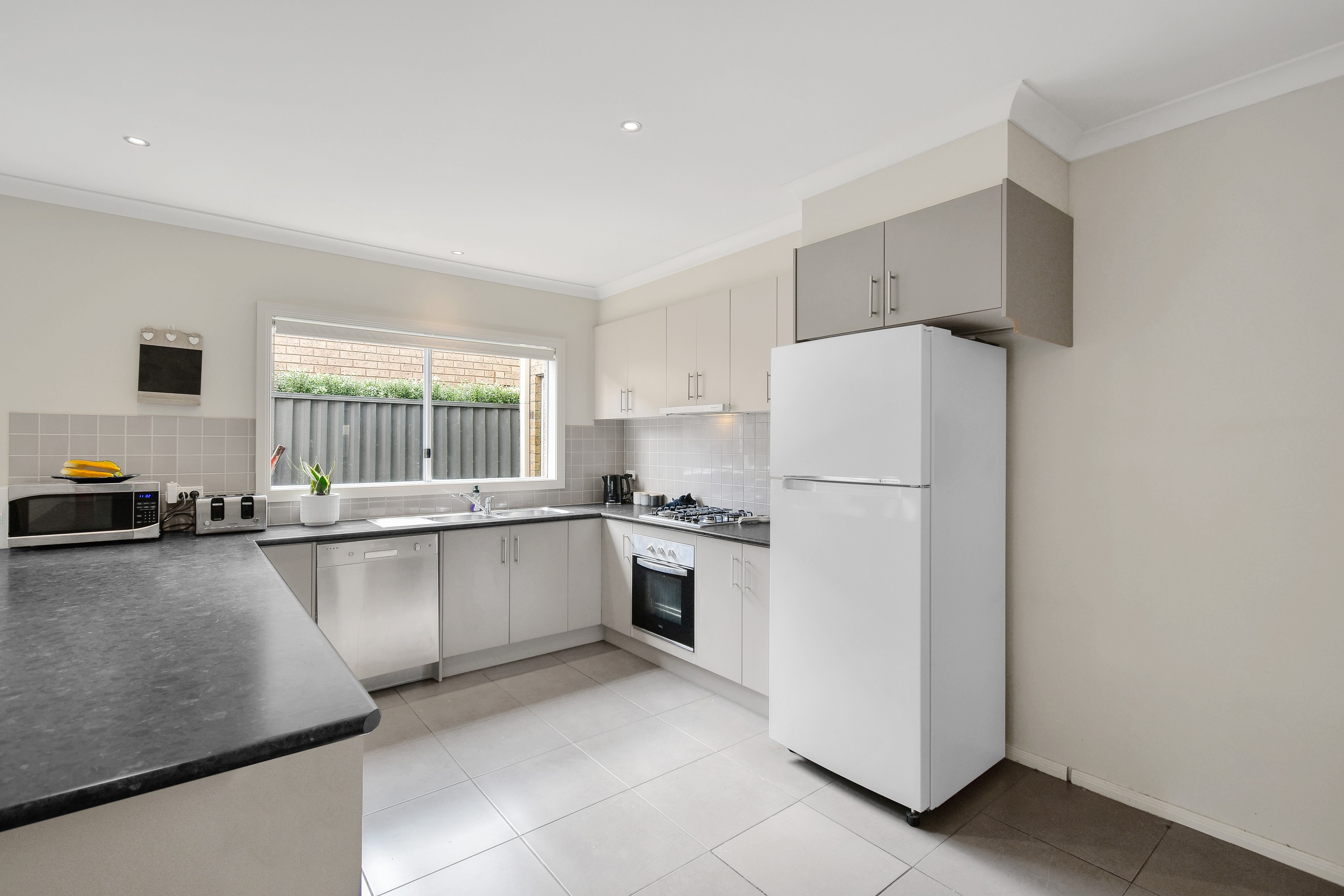 8 Platt Close, Pakenham, VIC 3810