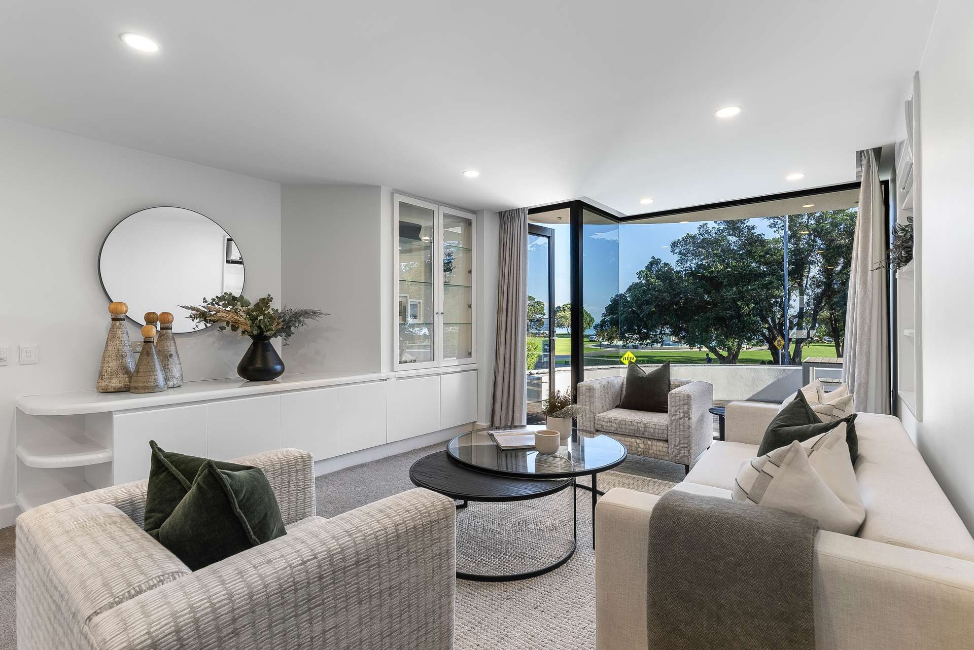 3/47 Tamaki Drive photo 0