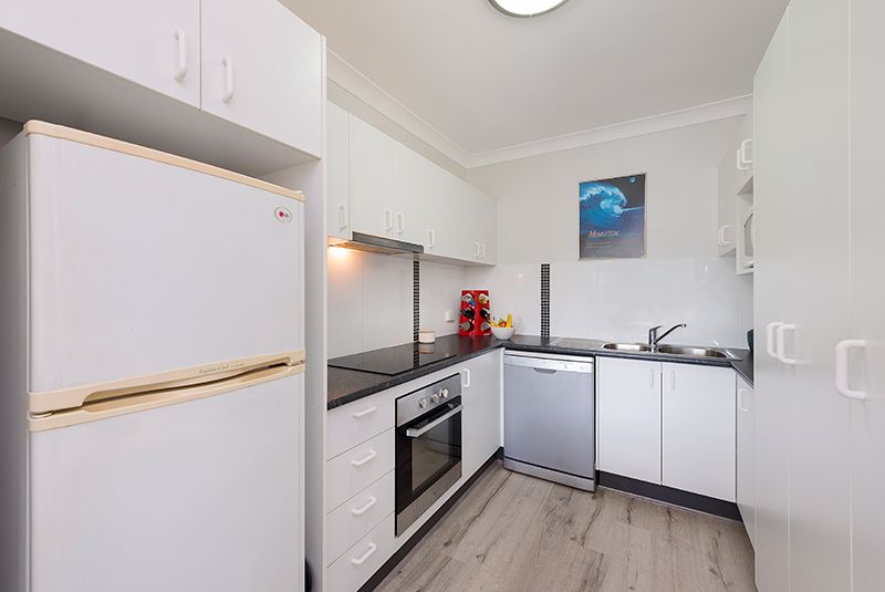 2 Raintree Street, Mansfield QLD 4122