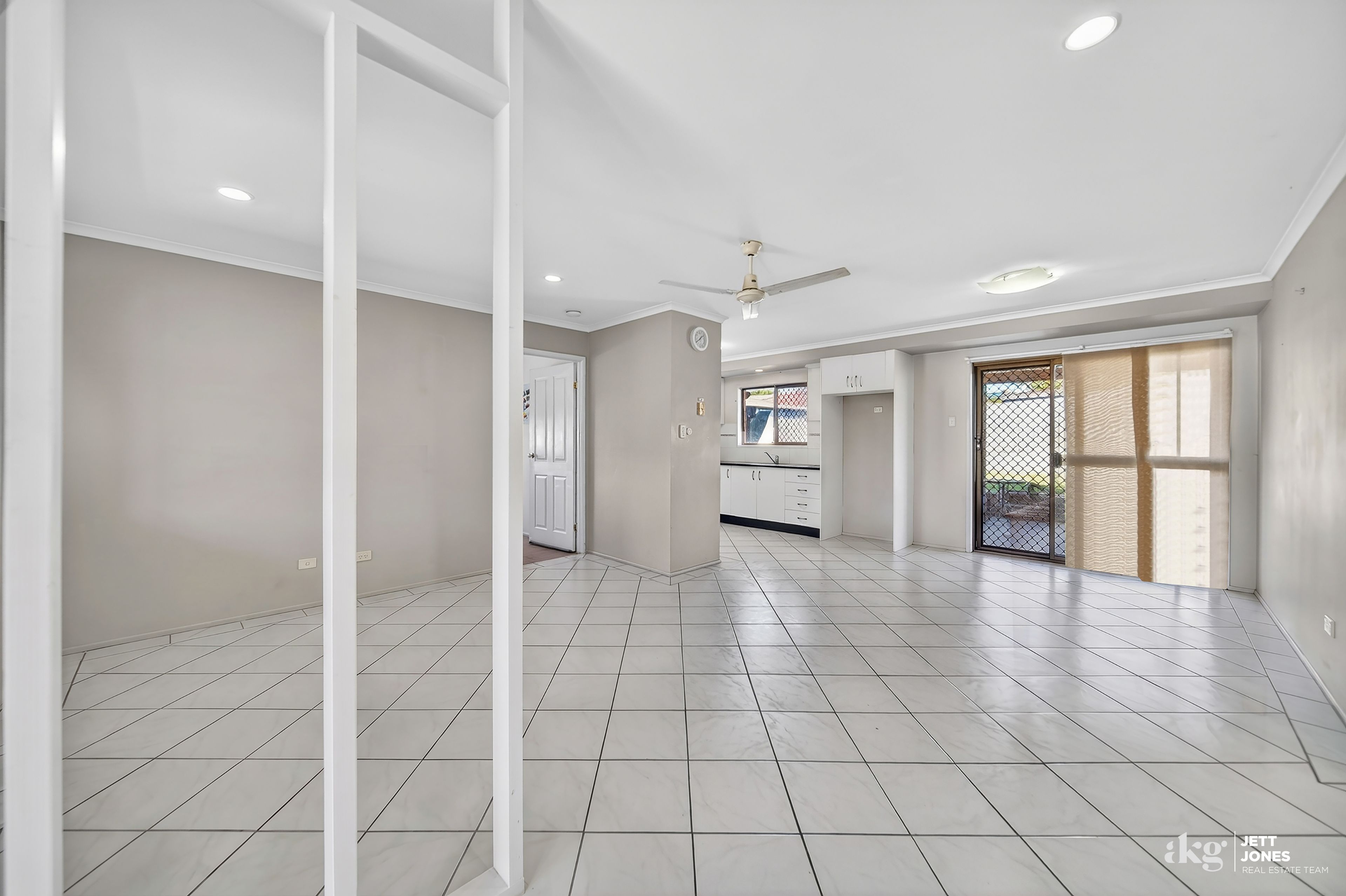 64 Radiata Street — photo 3 of 19