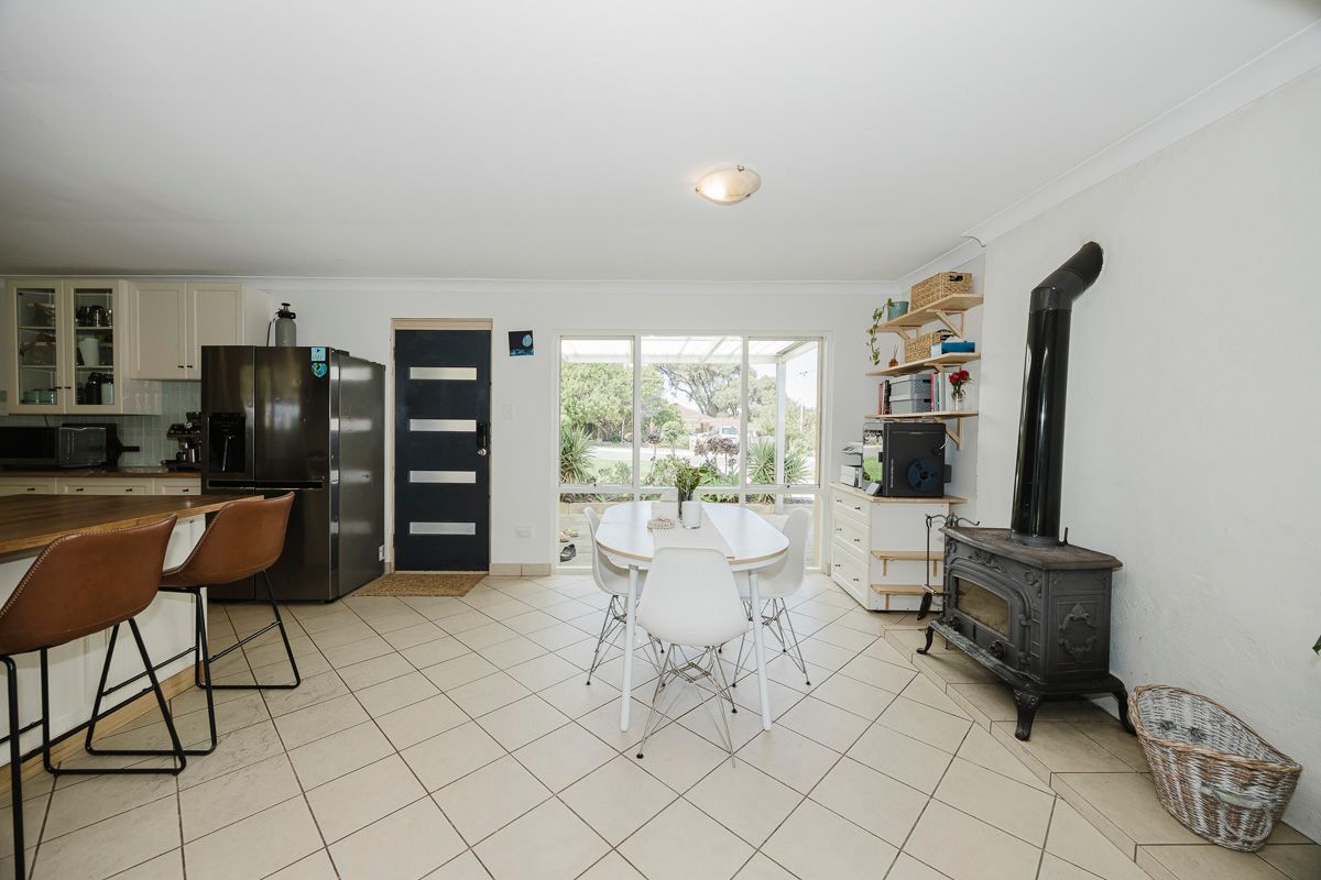 11 Mitchell Place — photo 10 of 27