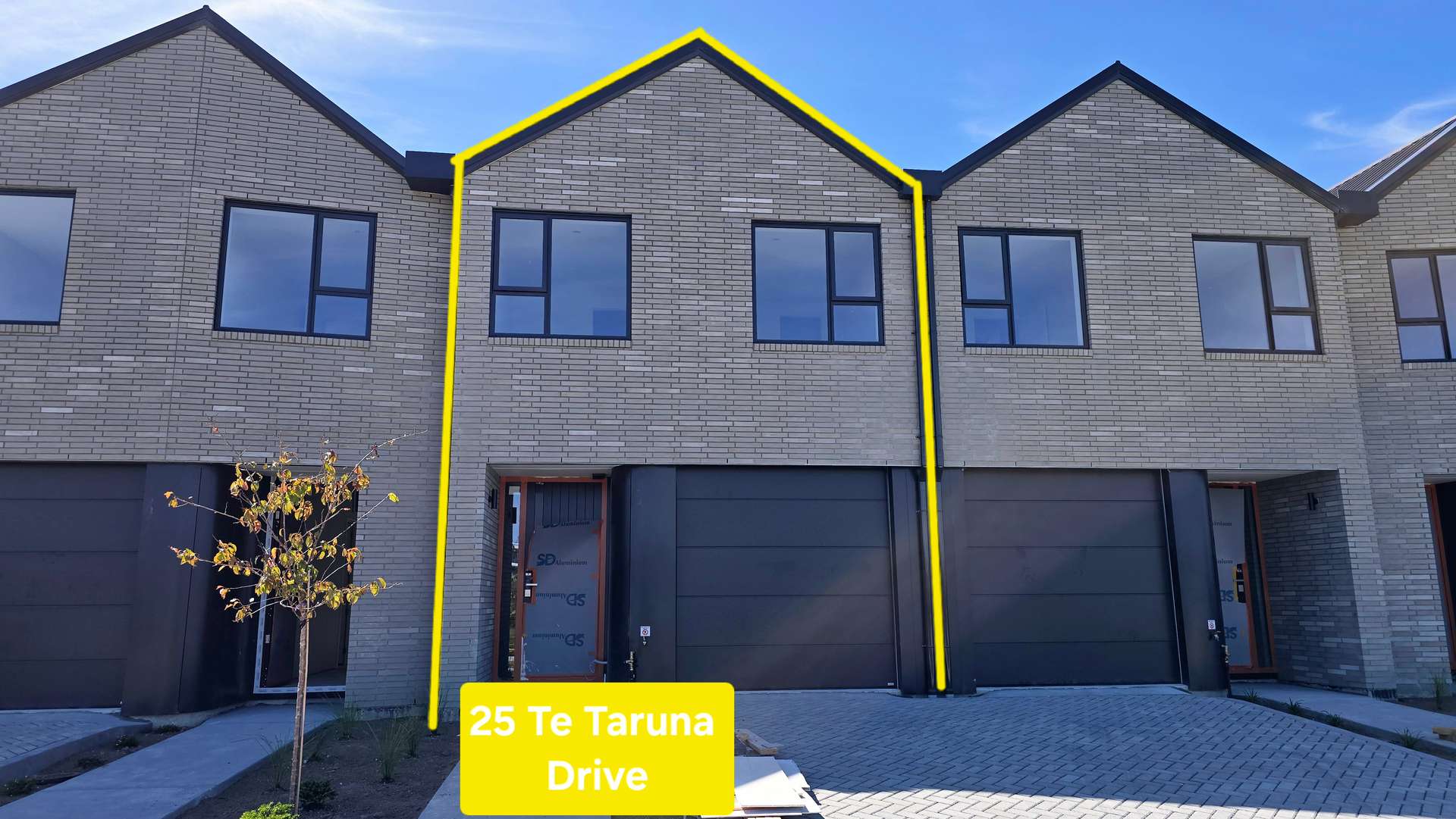 25 Te Taruna Drive photo 0