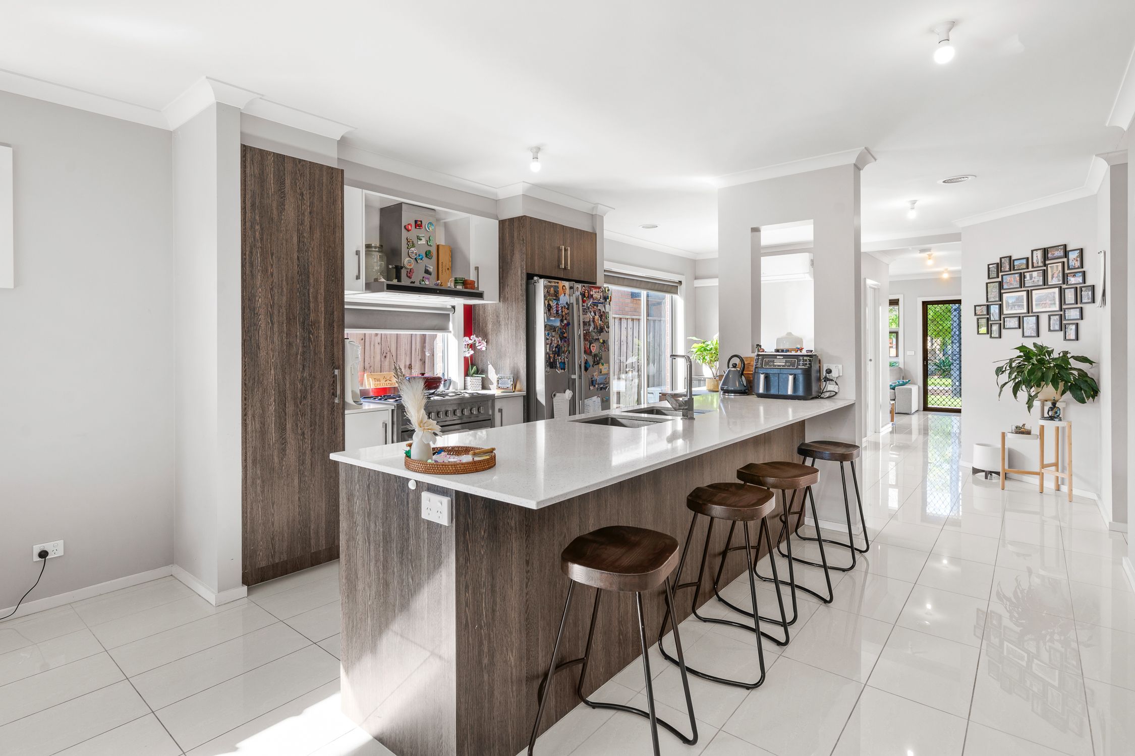 23 Naomi Street — photo 3 of 11