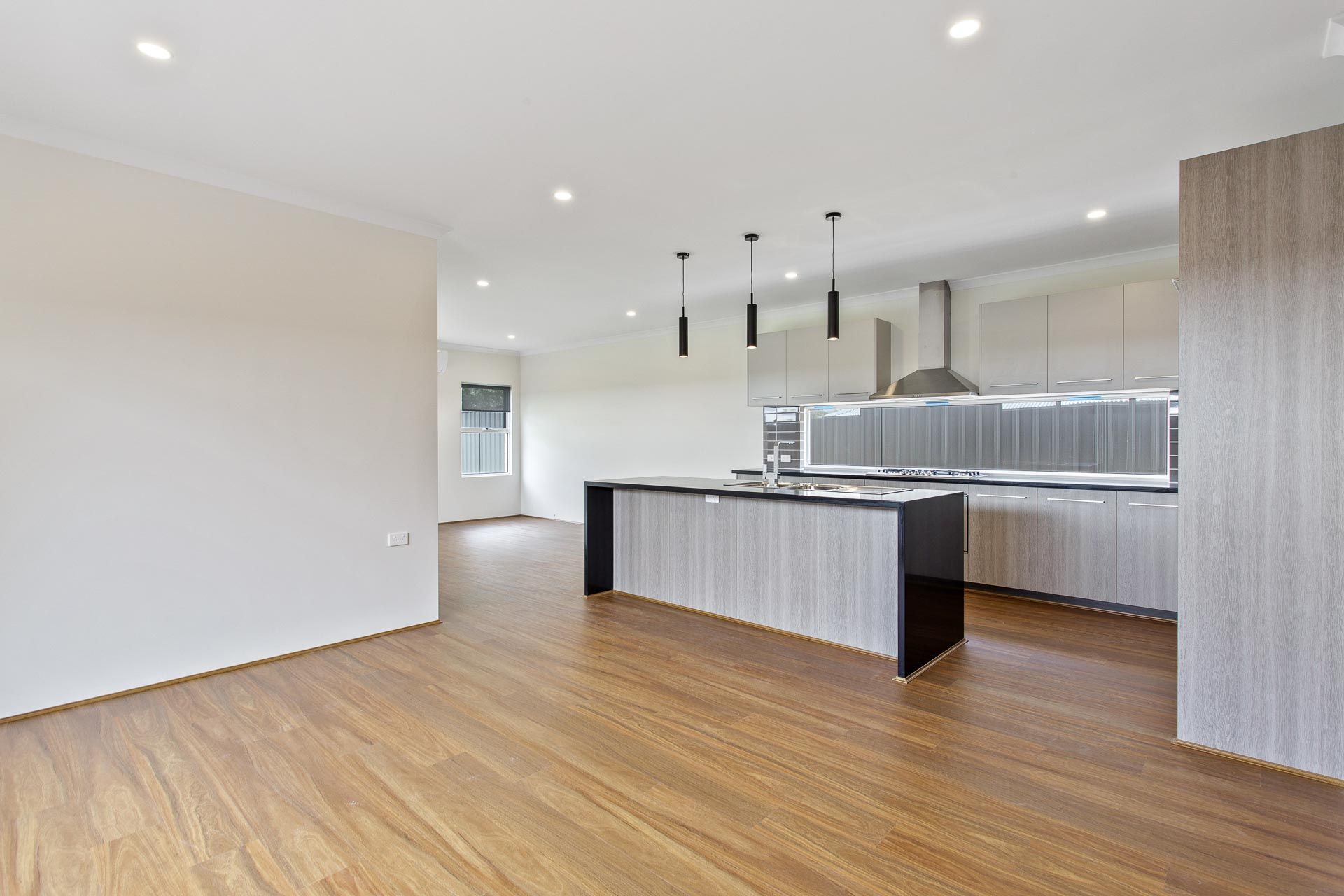 9A Almondbury Street — photo 5 of 24