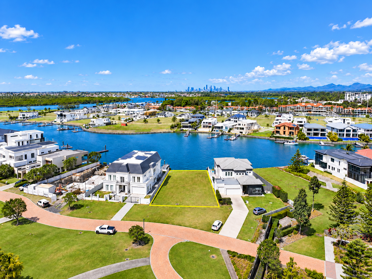 1047 Edgecliff Place, Sanctuary Cove, QLD 4212