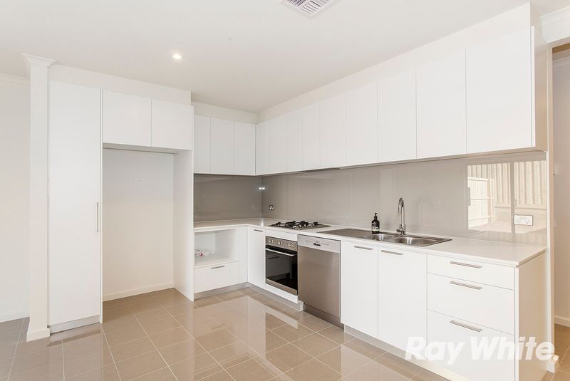 9 Panorama Drive, Wantirna South, VIC 3152