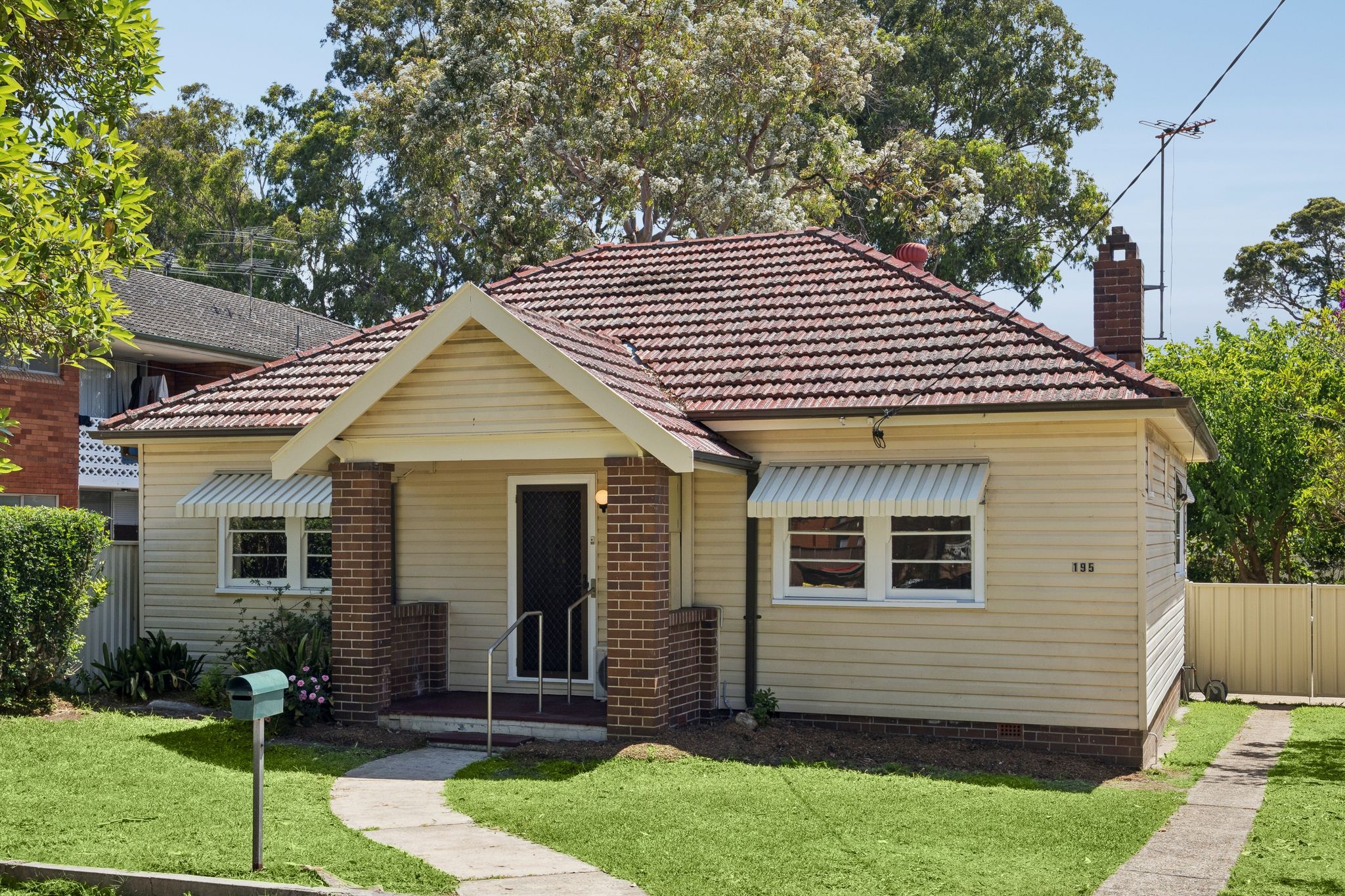 195 Victoria Road