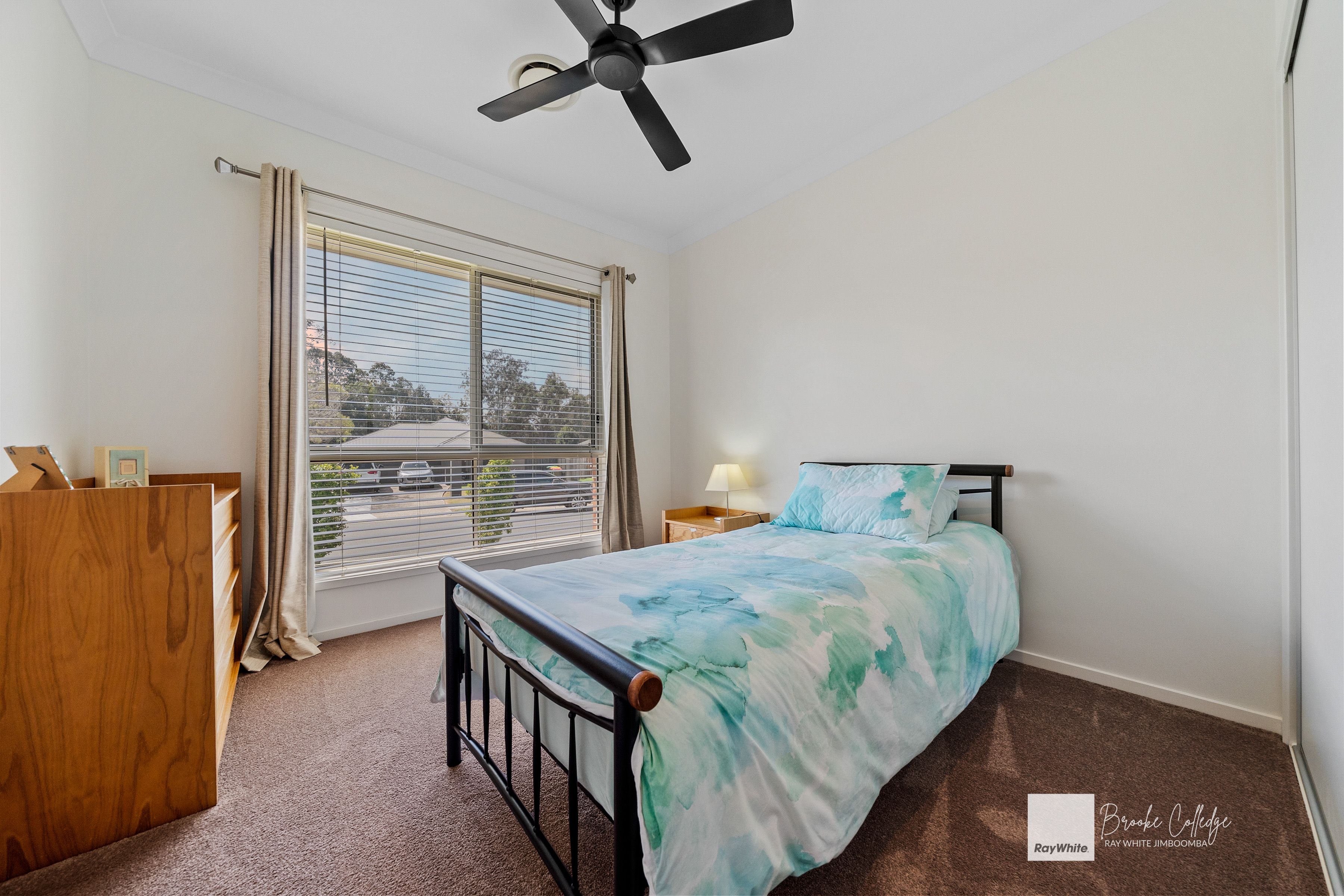 7 Birdwing Crescent — photo 18 of 28