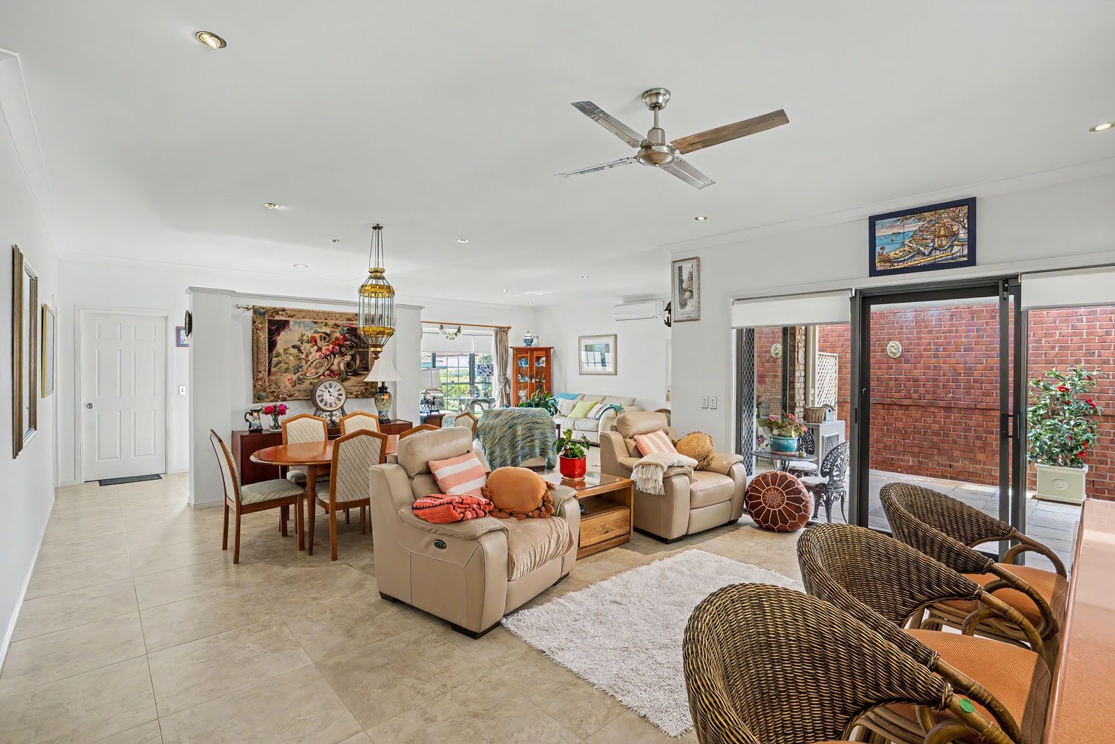 4/25 Tristan Court — photo 8 of 22