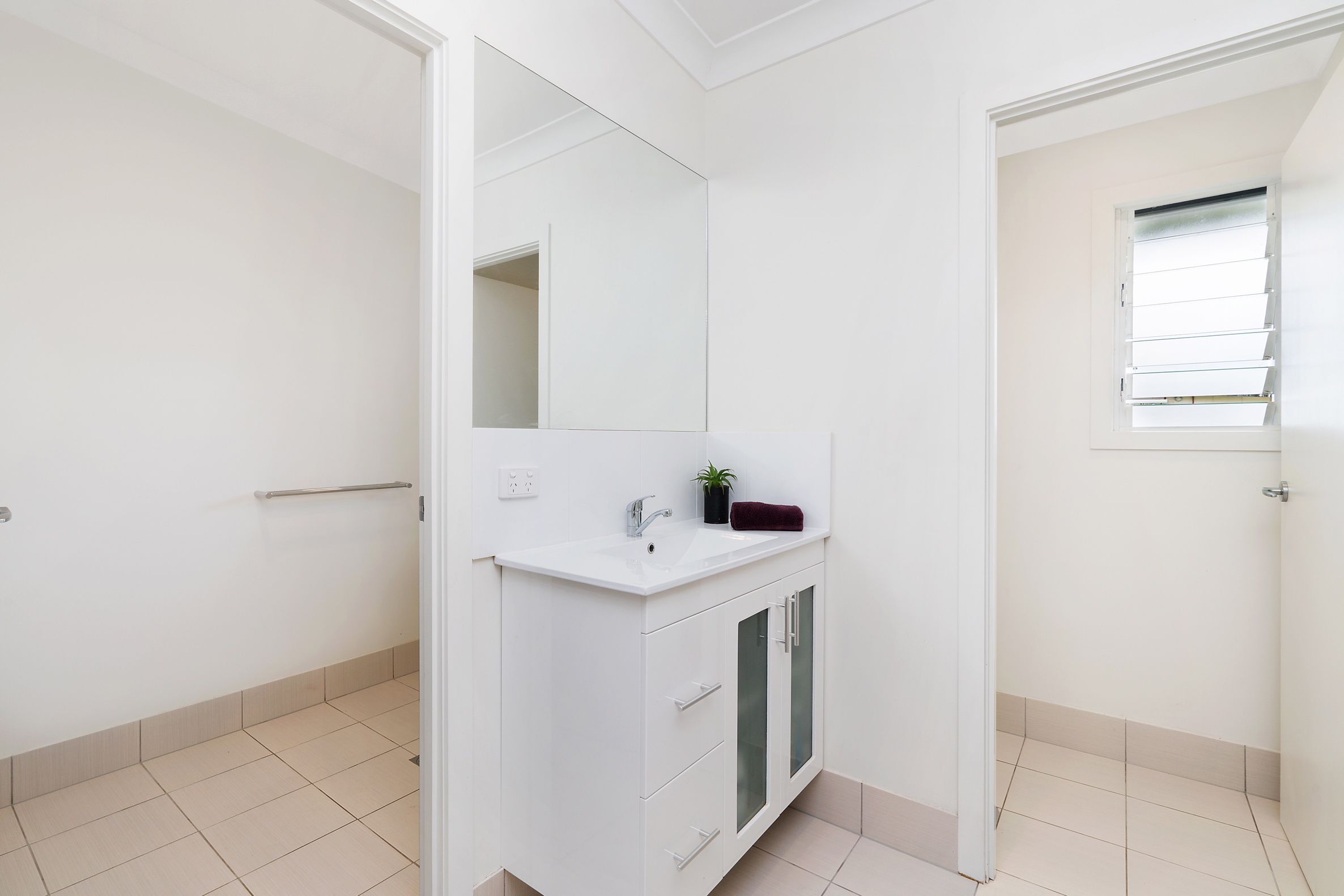 161 Mann Street, Westcourt, QLD 4870