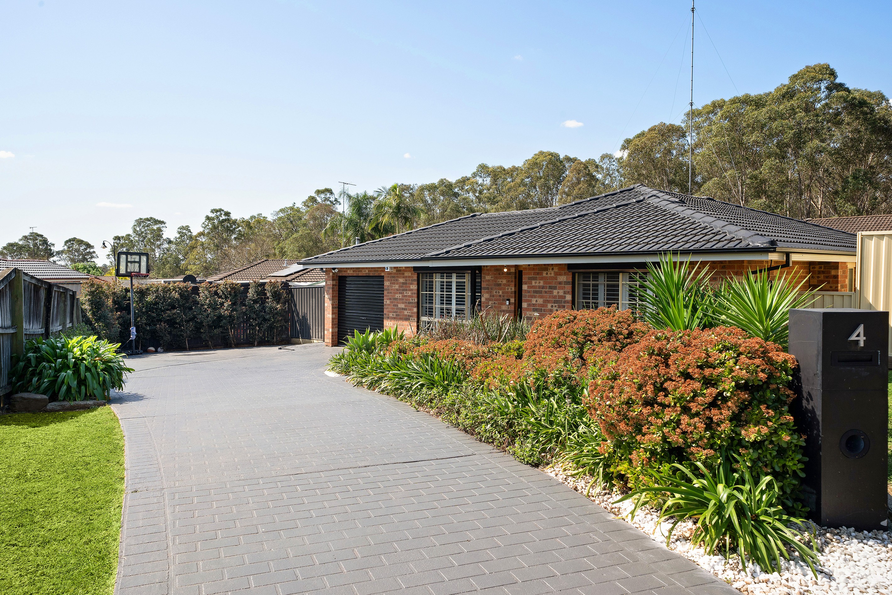 4 Lucidus Place, Glenmore Park, NSW 2745