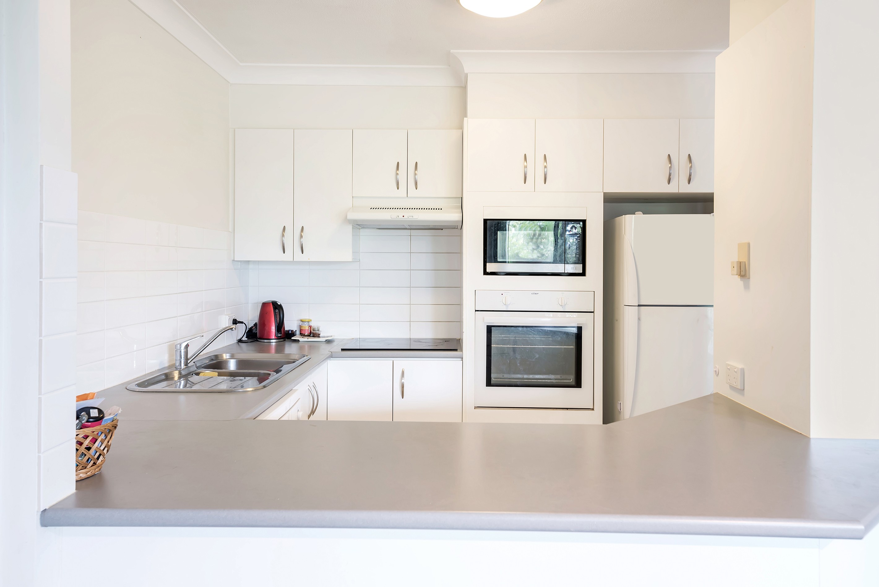 31/37 Bayview Street, Runaway Bay, QLD 4216